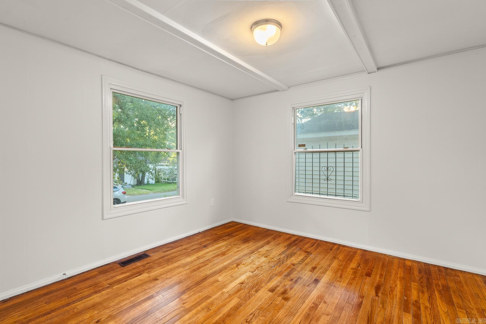 2600 S Van Buren  Little Rock, AR