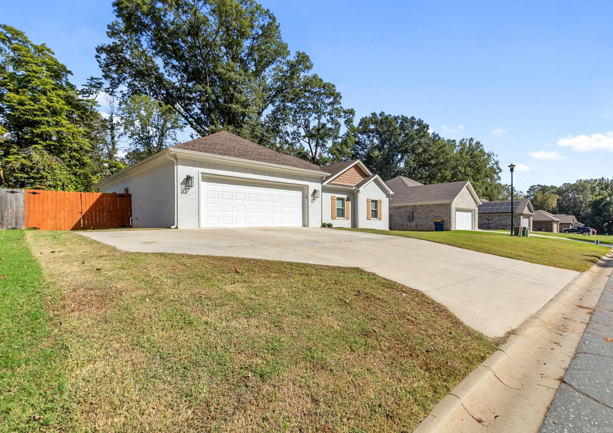 12 Raspberry  Cabot, AR