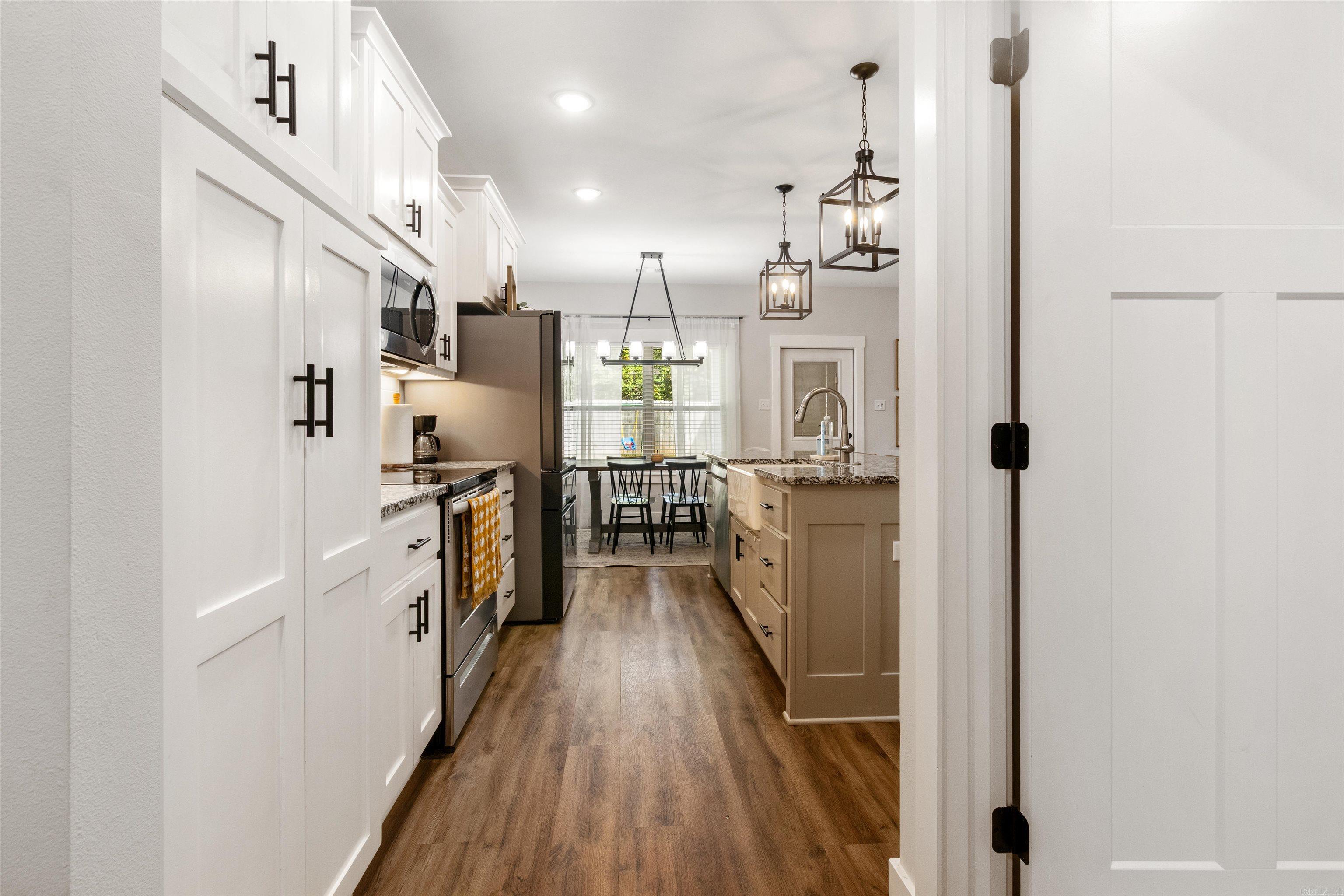 12 Raspberry  Cabot, AR