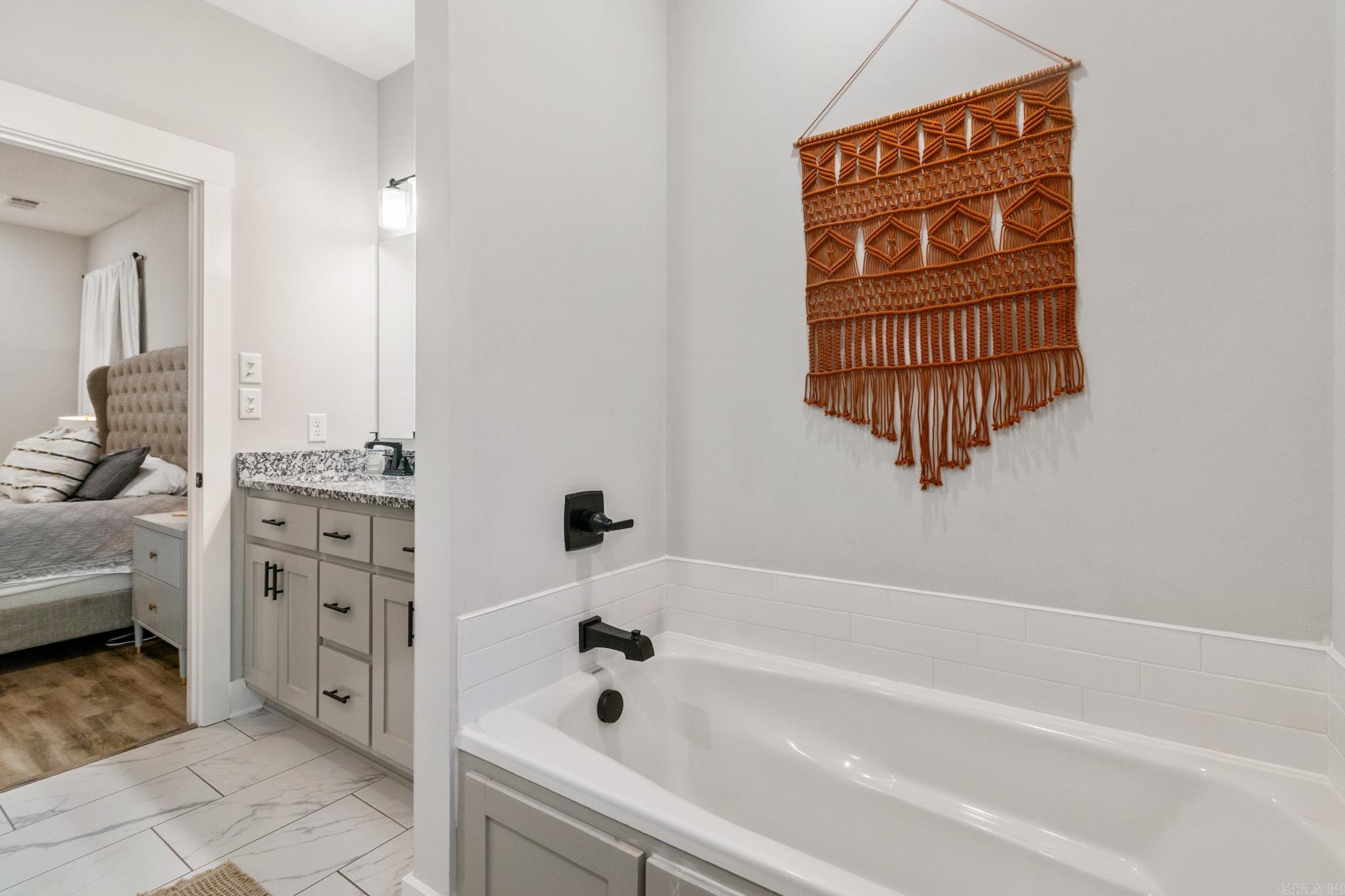 12 Raspberry  Cabot, AR