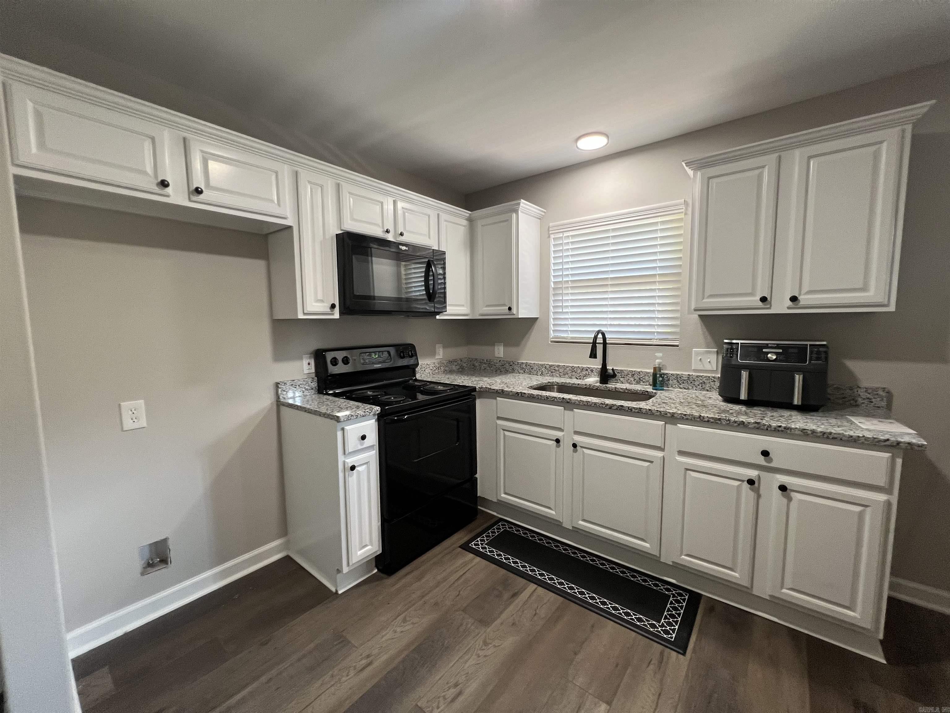 1304 Gray  Benton, AR