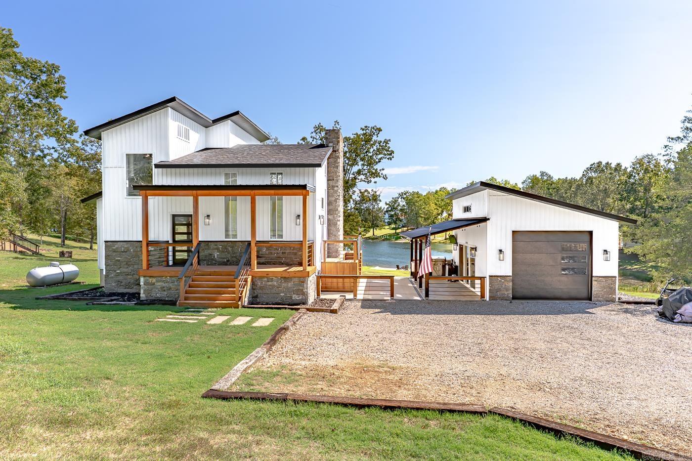 101 Emerald Ln  Horseshoe Bend, AR
