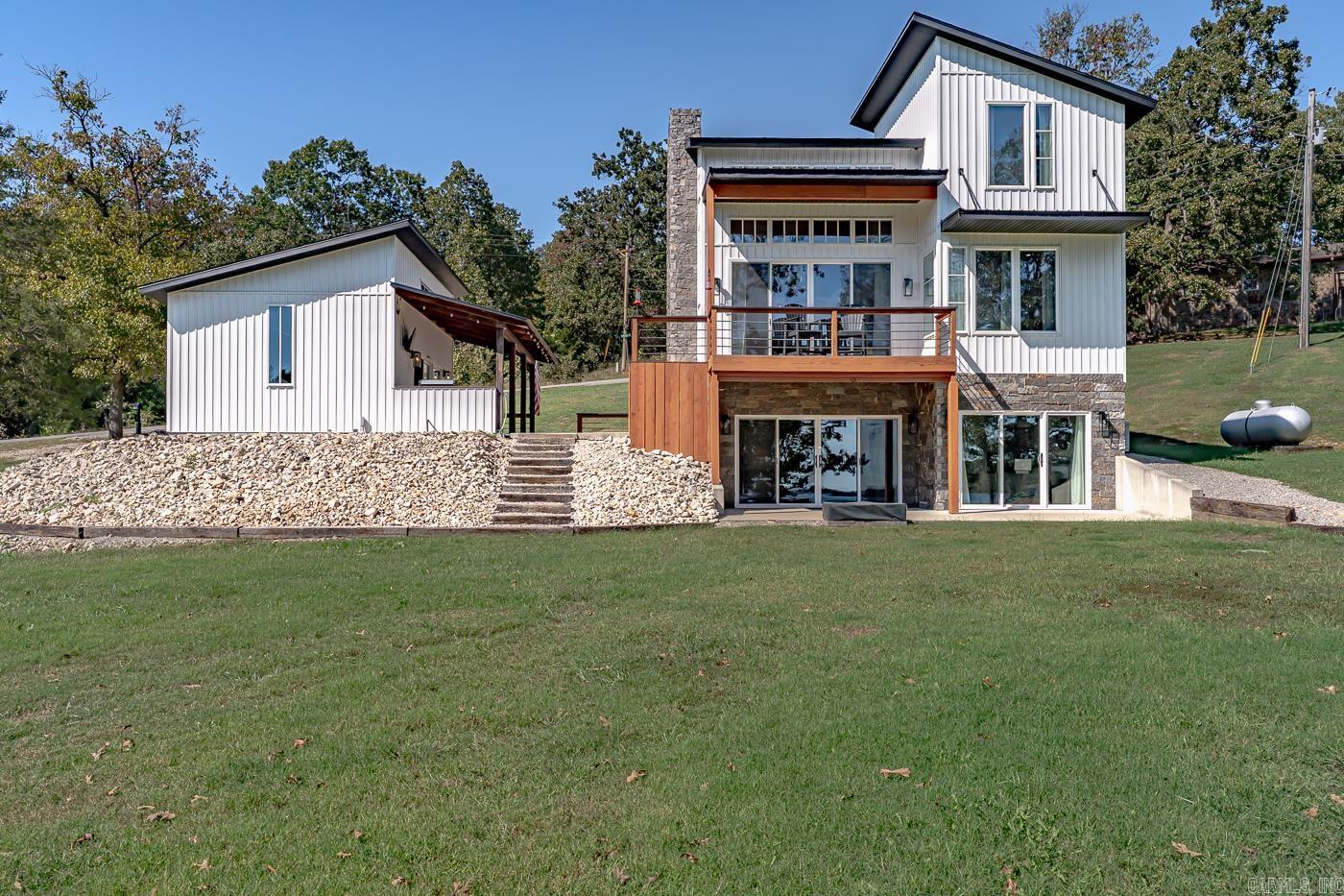 101 Emerald Ln  Horseshoe Bend, AR
