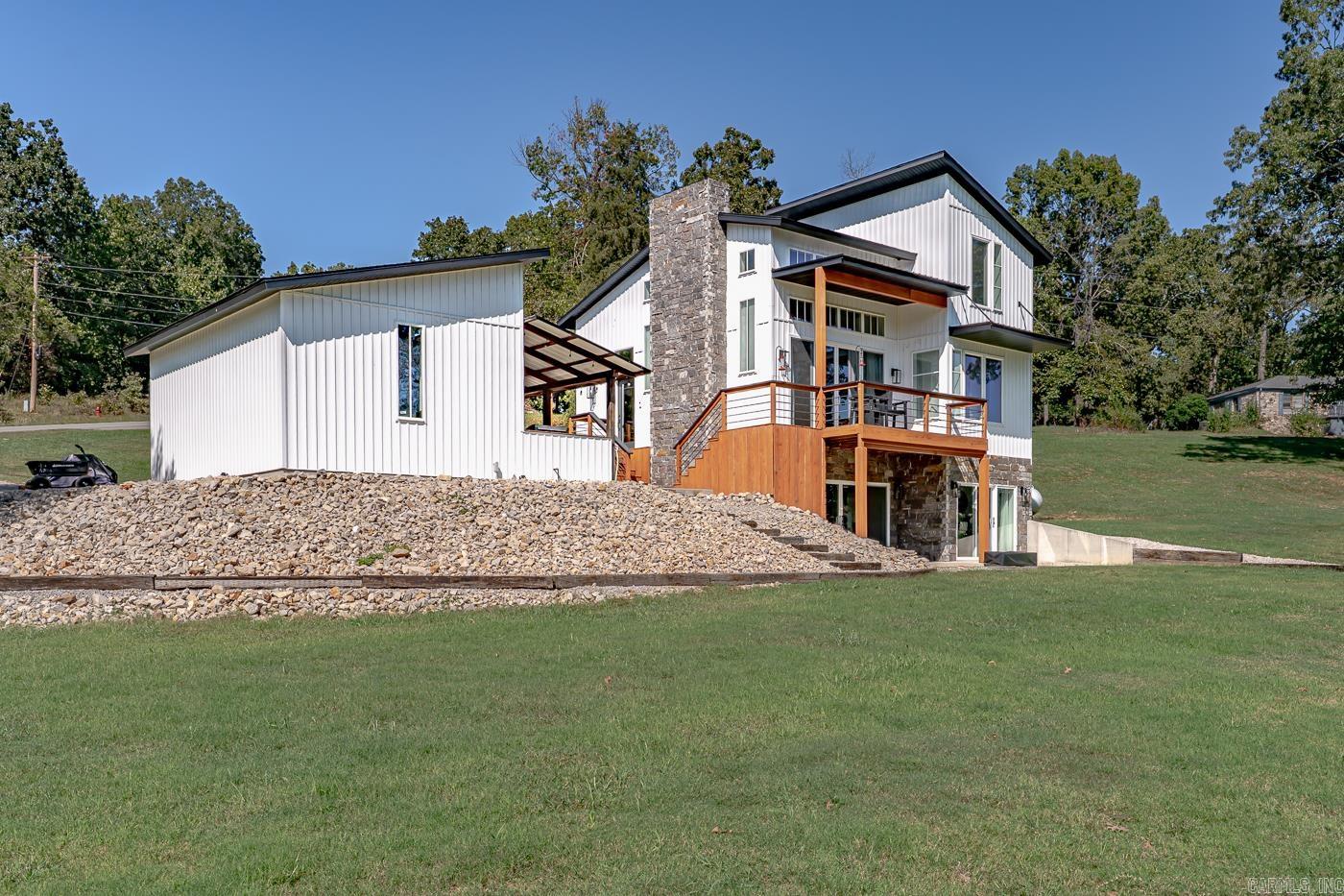 101 Emerald Ln  Horseshoe Bend, AR