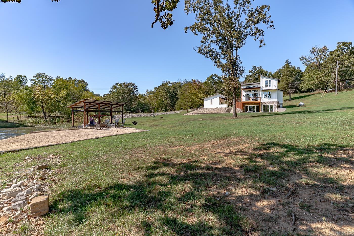 101 Emerald Ln  Horseshoe Bend, AR