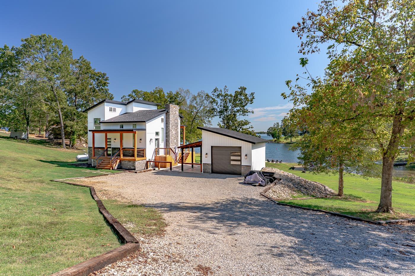 101 Emerald Ln  Horseshoe Bend, AR
