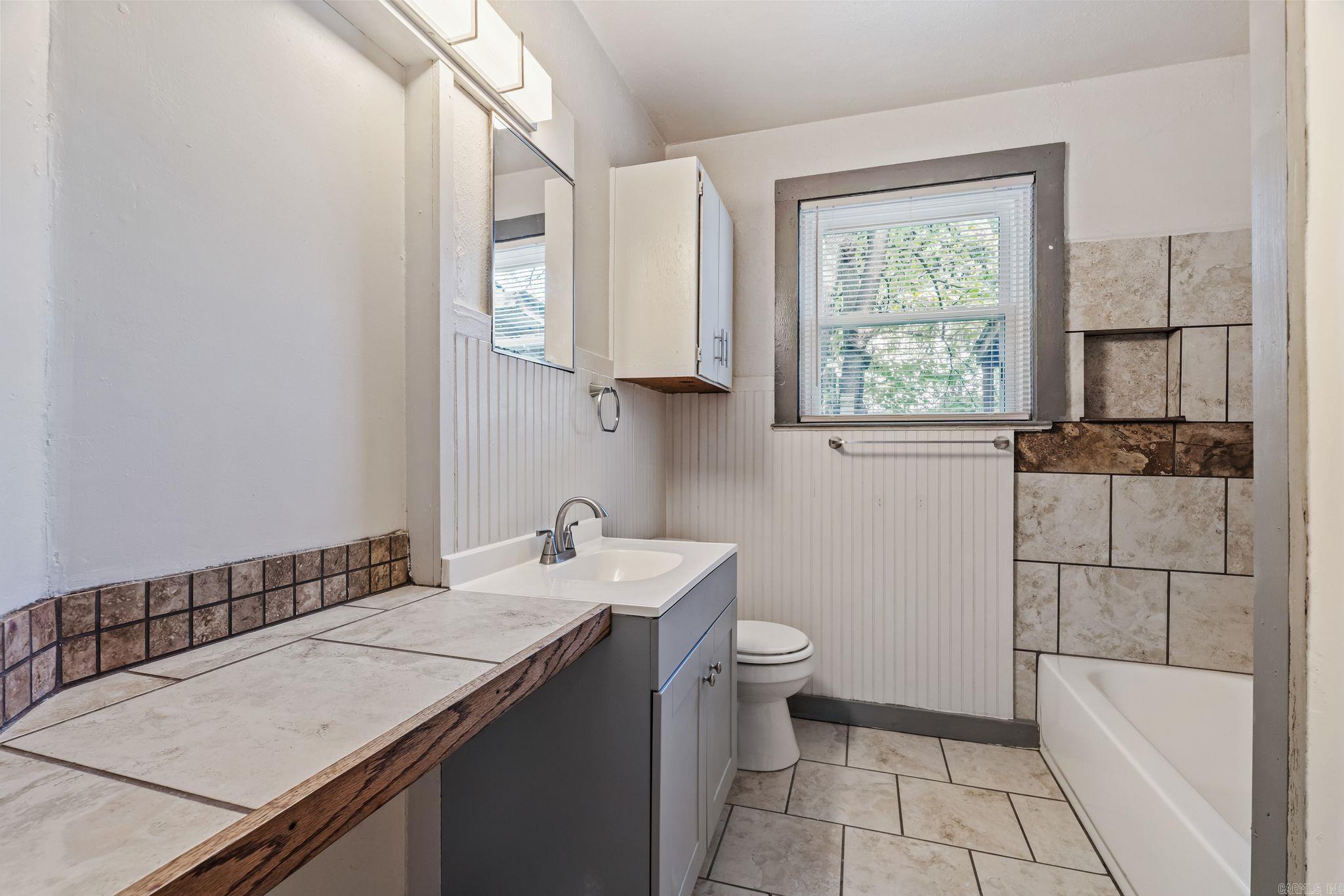 3809 MacArthur  Fort Smith, AR