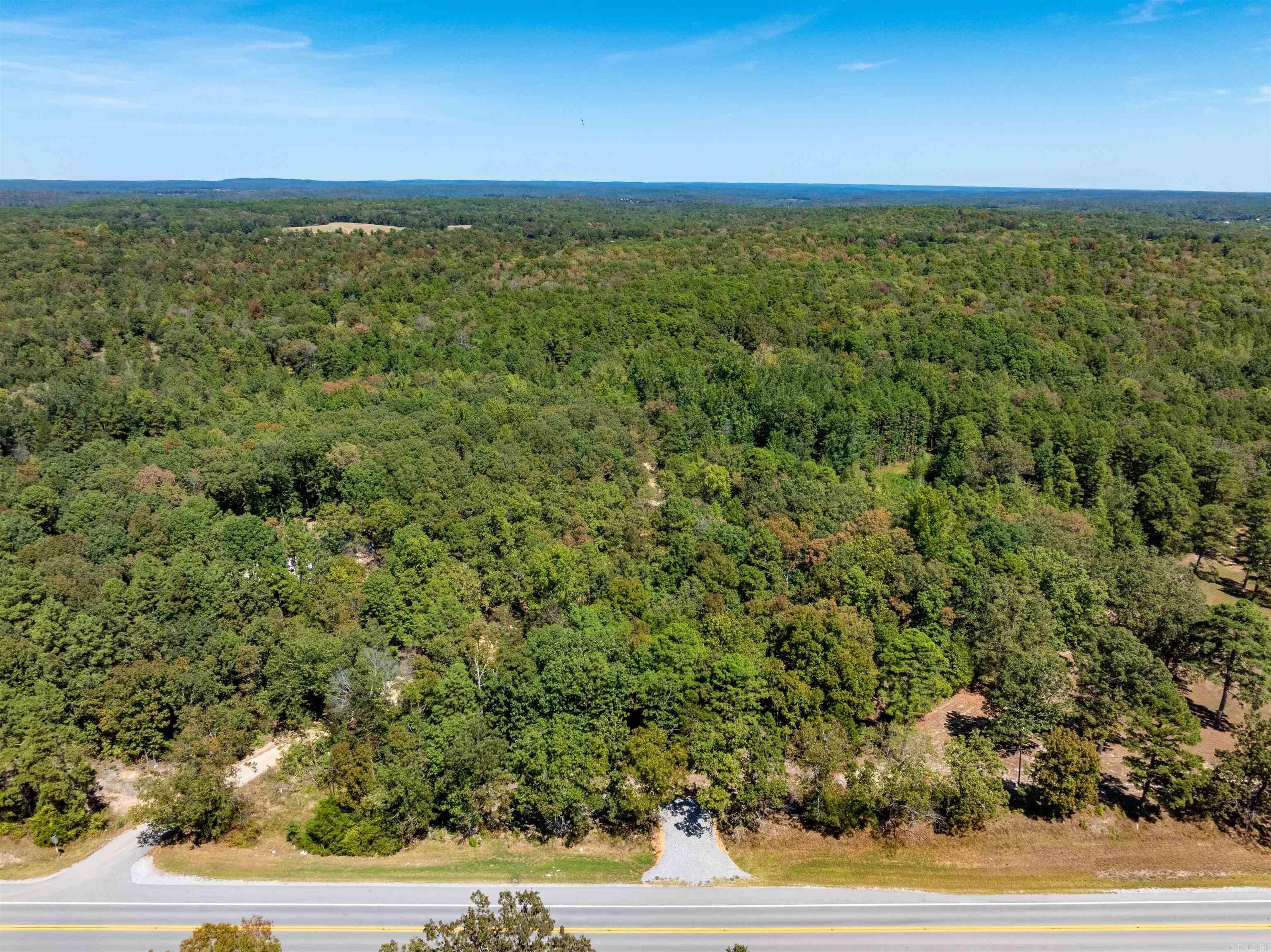  Silver Springs Rd  Evening Shade, AR