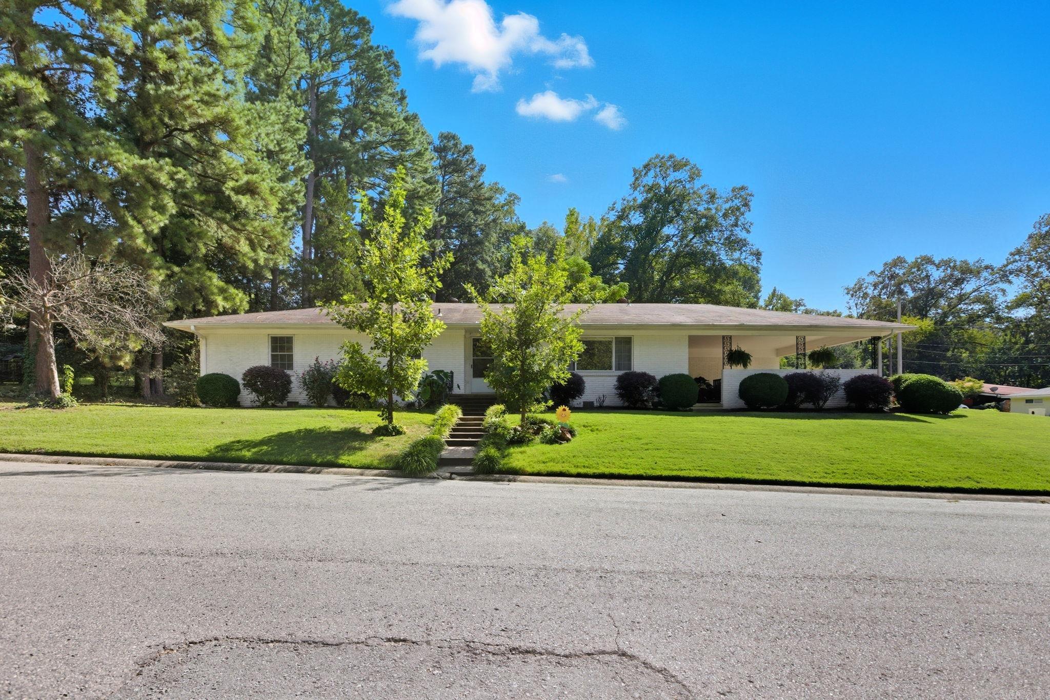 722 W Narroway  Benton, AR