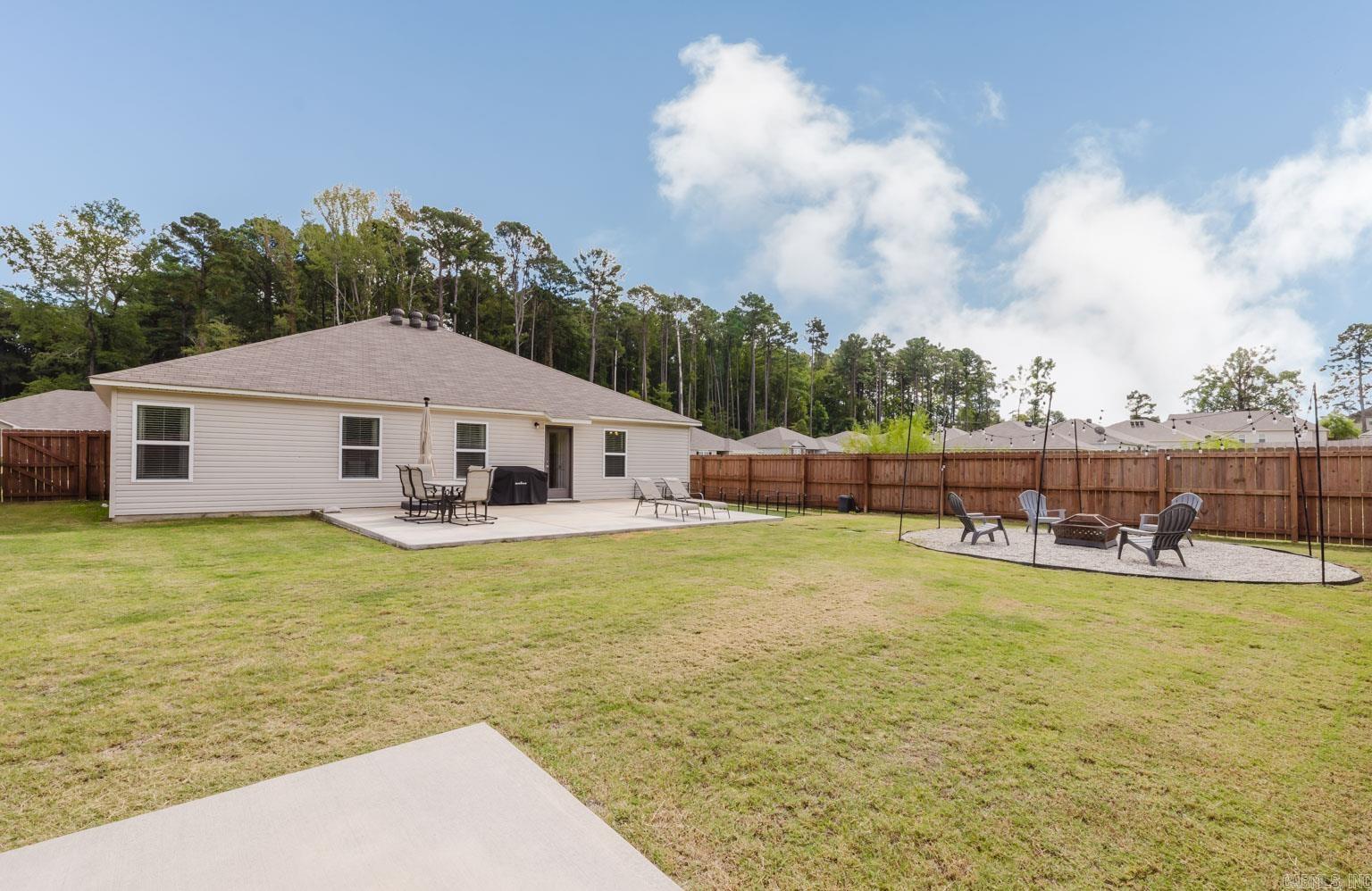 3277 Sidell Estates Dr  Benton, AR