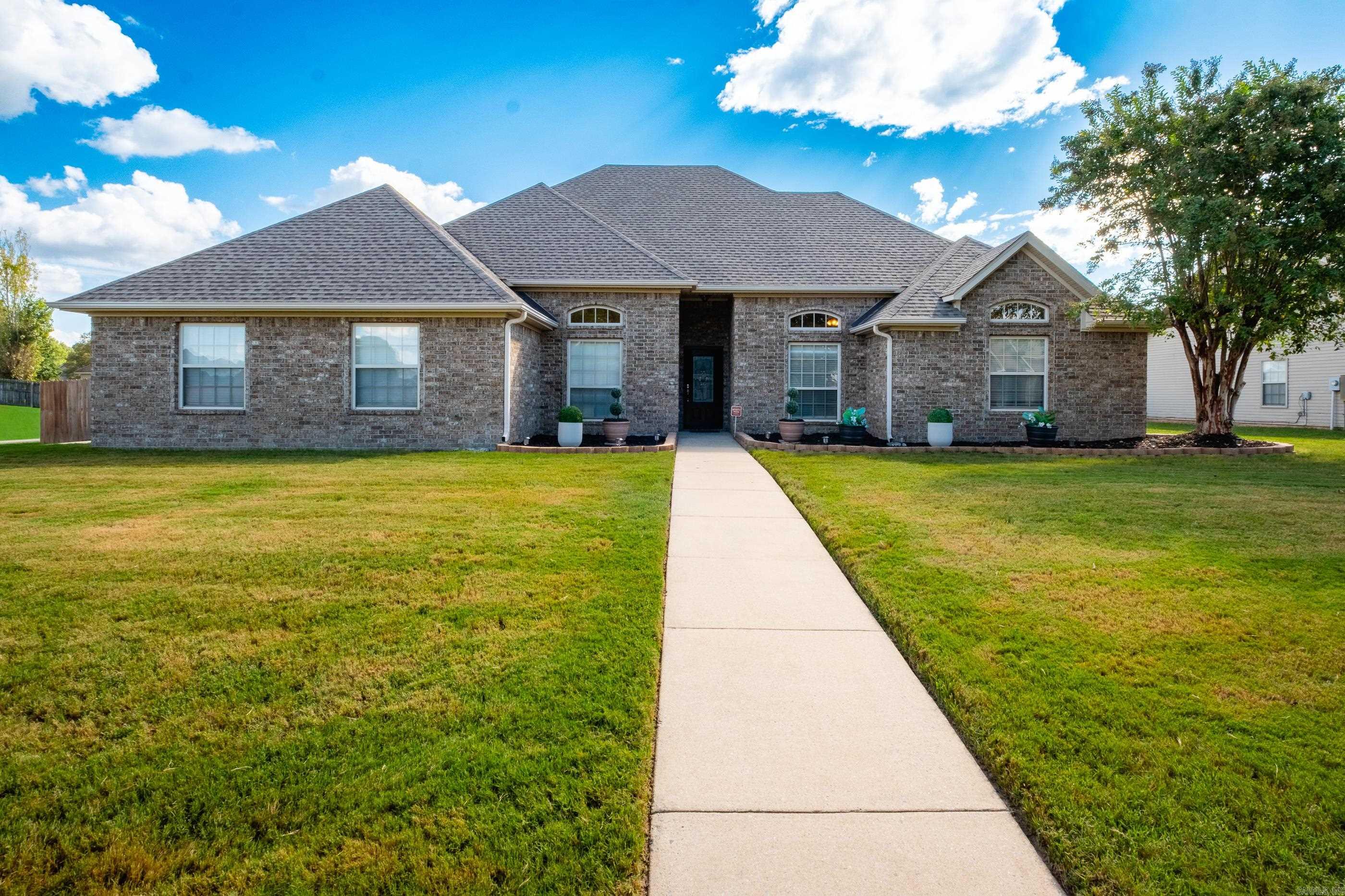 13616 Stonehenge Cove  North Little Rock, AR