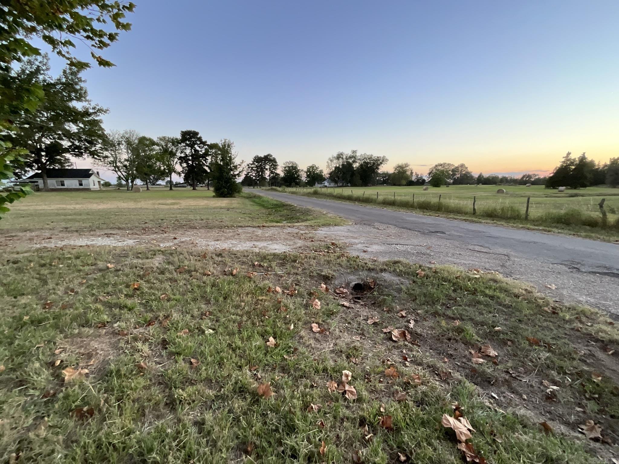 870 County Rd 4201 Box 81 Rt 3 DeKalb, TX, TX