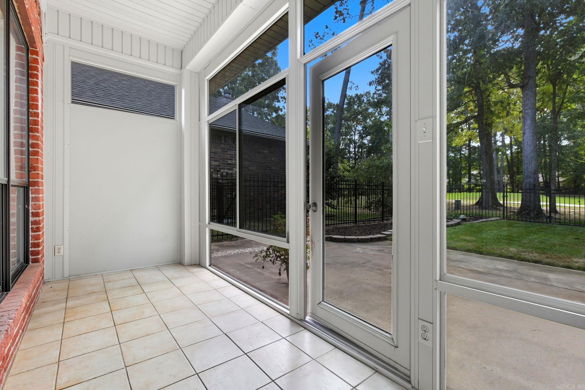 107 Nemours  Maumelle, AR