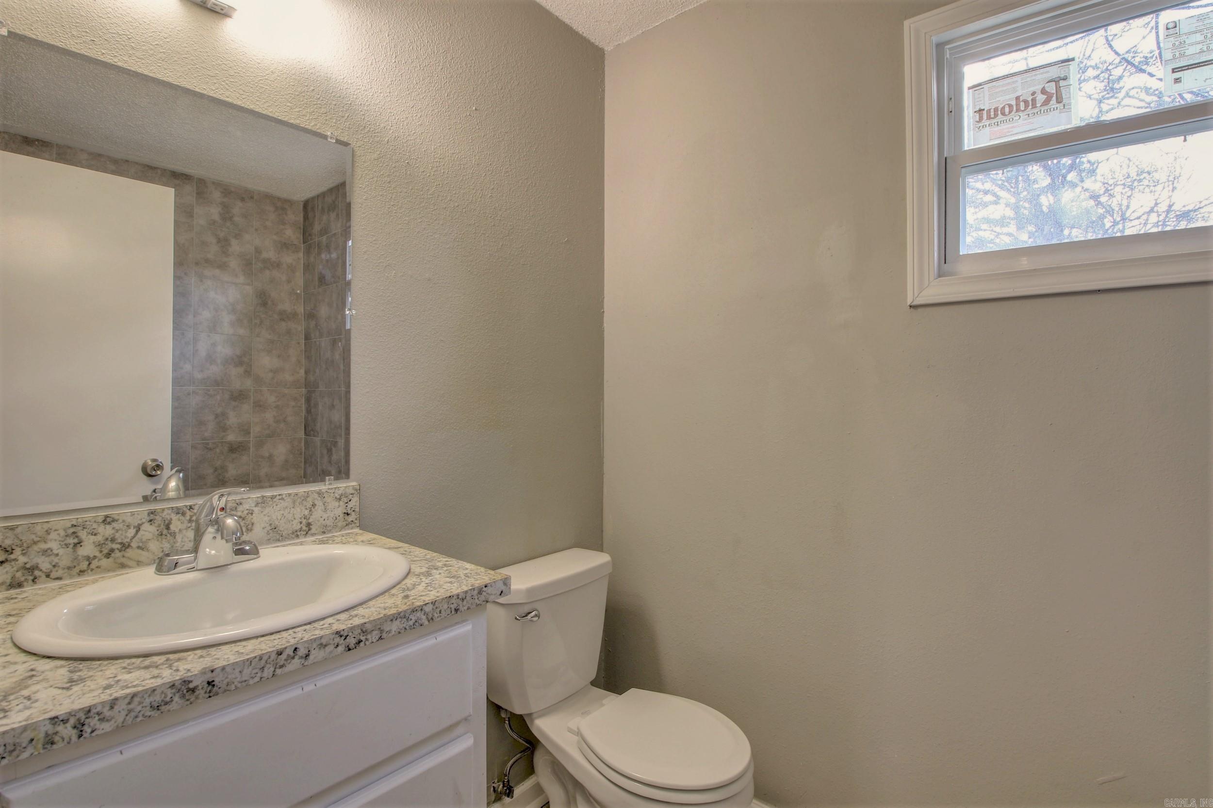 1900 Labette Manor  Little Rock, AR