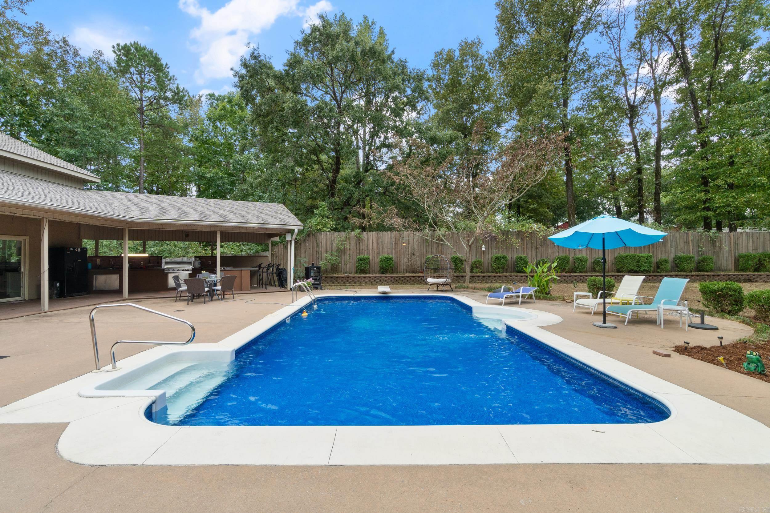 1045 Scarlett  Bauxite, AR