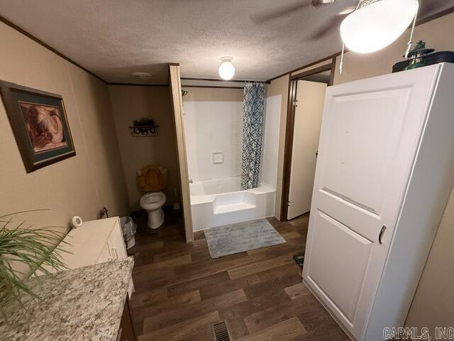 4704 Central High  England, AR