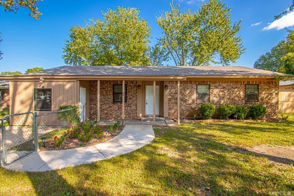 64 ST JOHN ST  Cabot, AR