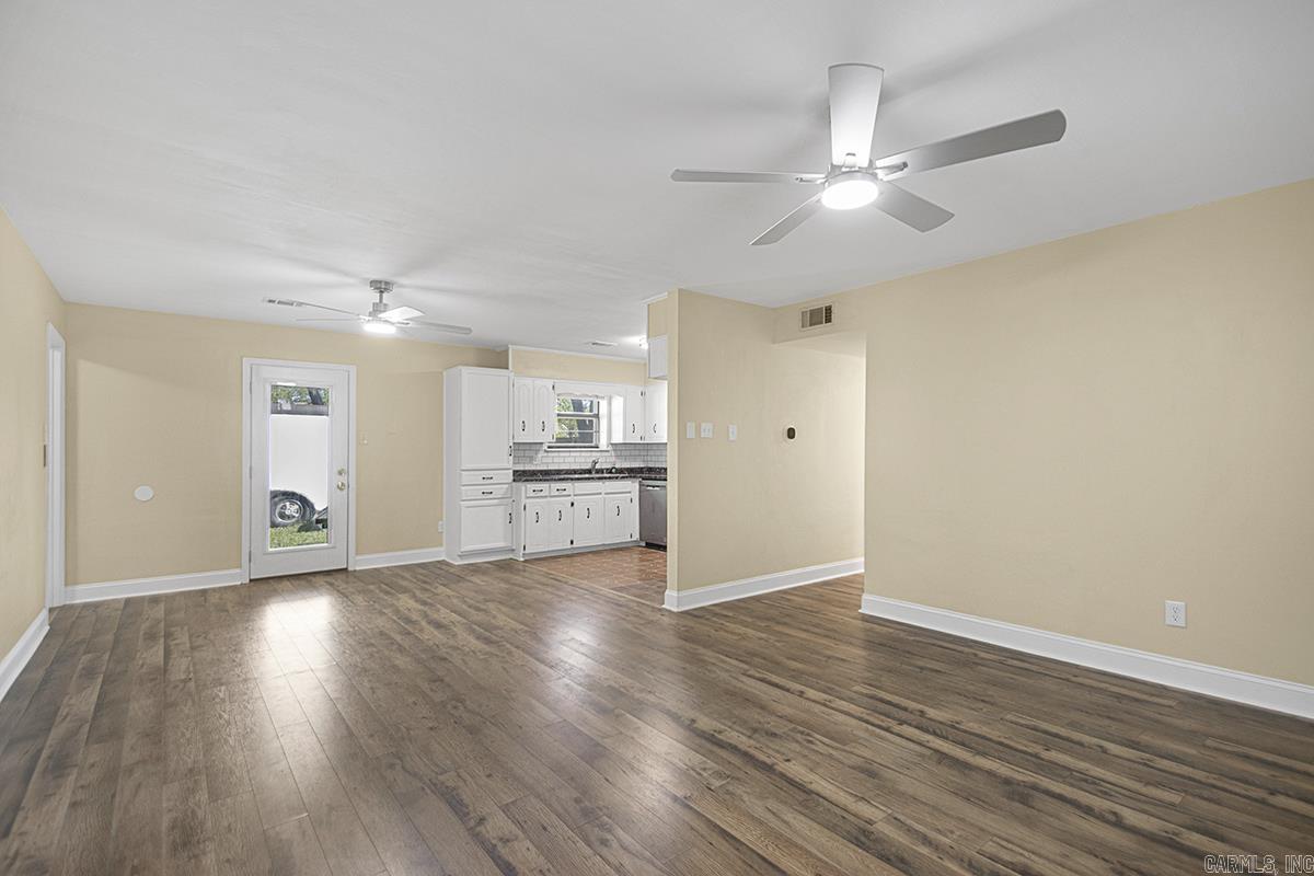 64 ST JOHN ST  Cabot, AR