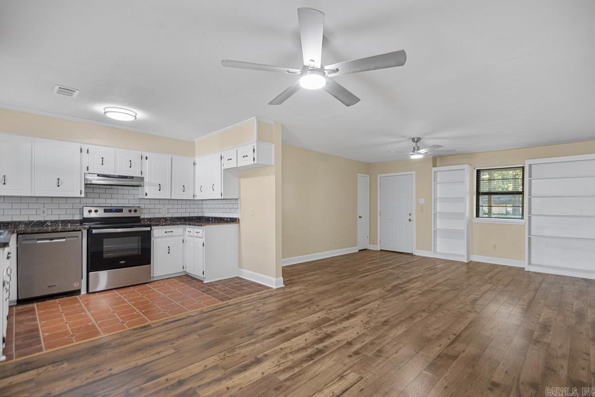 64 ST JOHN ST  Cabot, AR