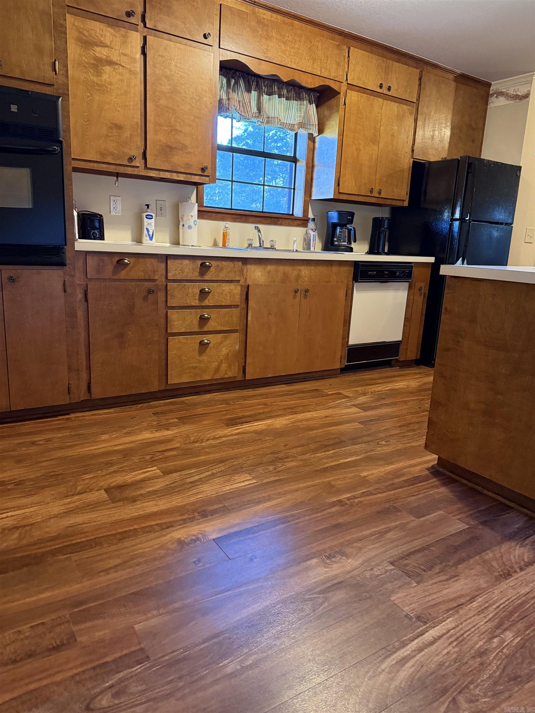 1113 W Sunset  Nashville, AR