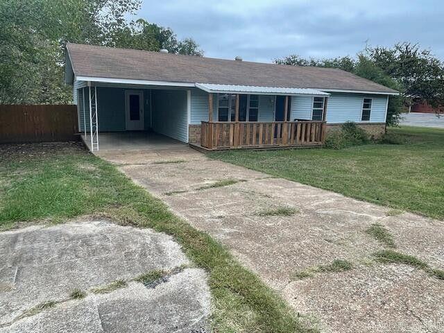 235 E 10th  Newark, AR