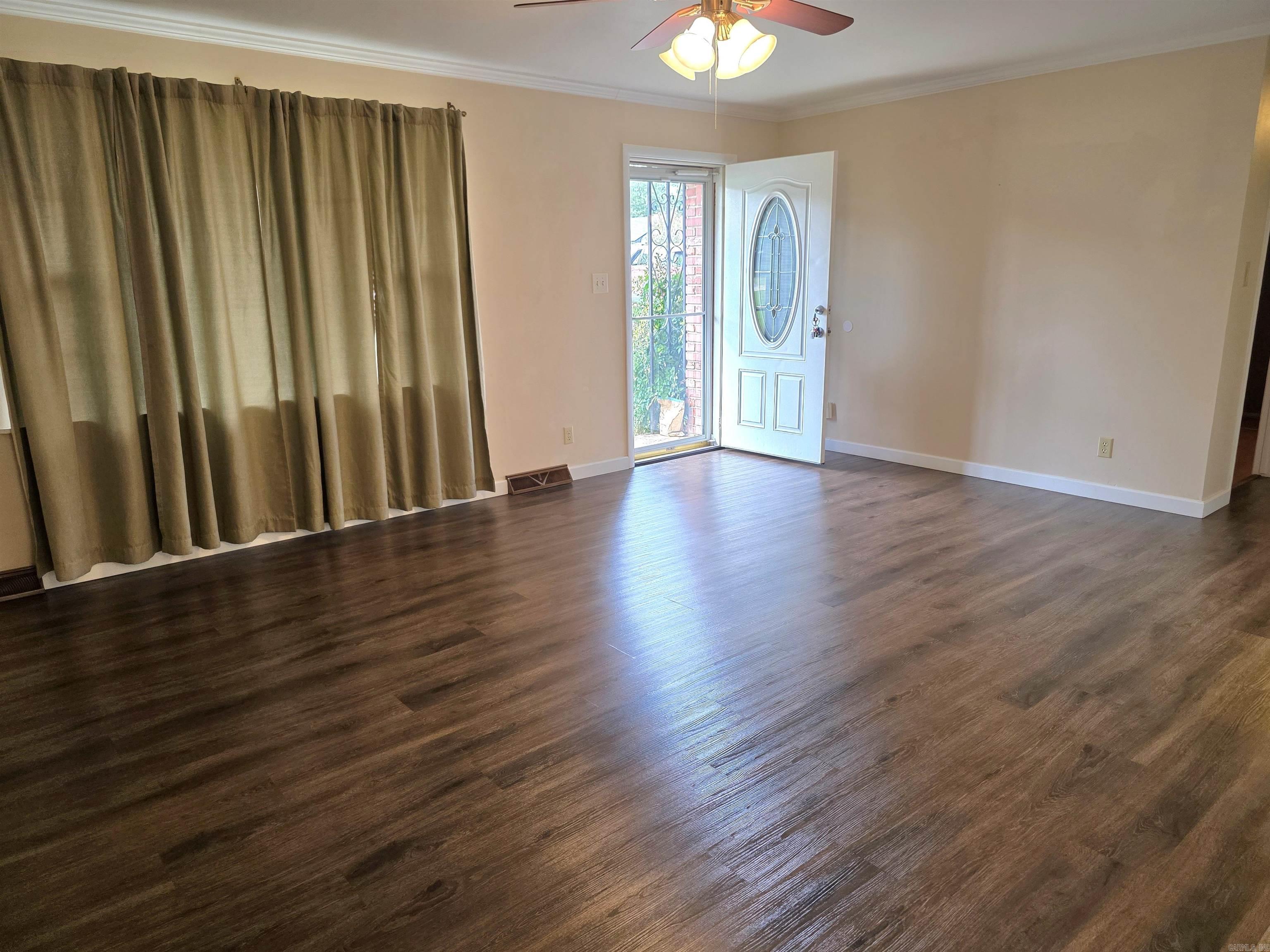 1100 Reine  Mena, AR