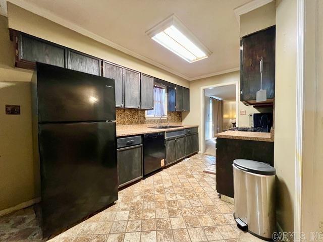 293 matthews  Black Rock, AR