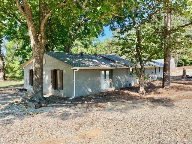 293 matthews  Black Rock, AR
