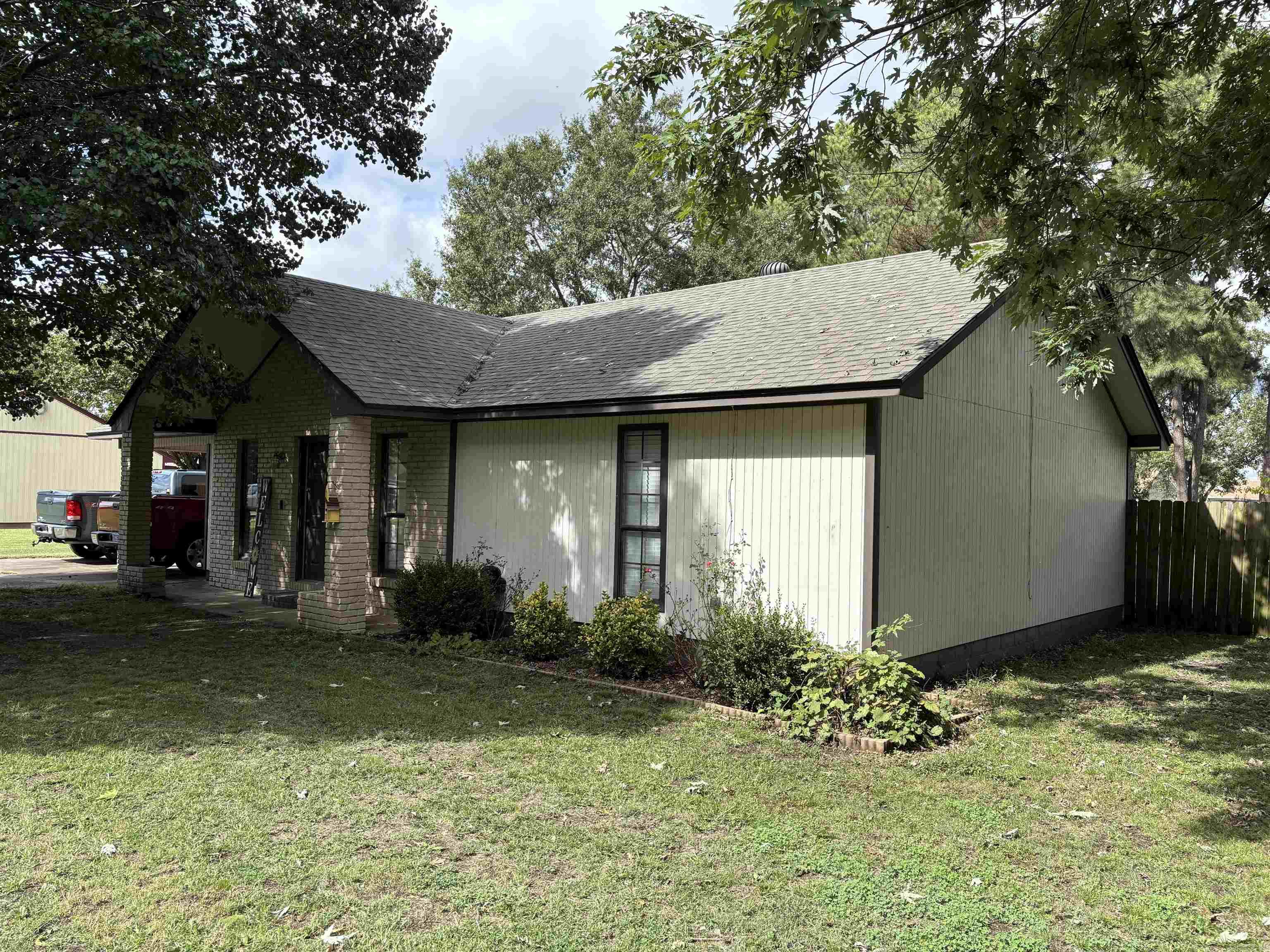 1300 Charles  Trumann, AR
