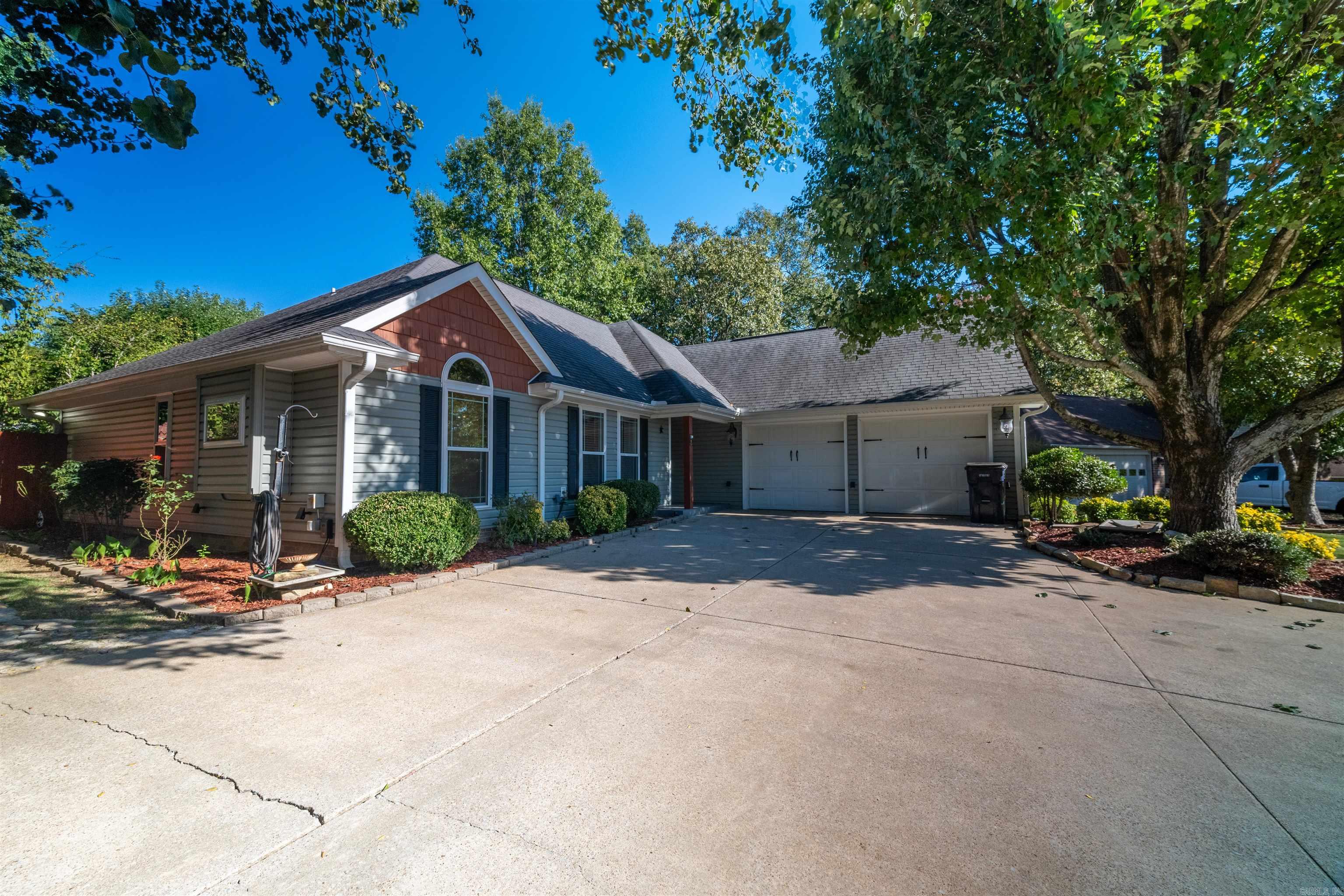 8 Oak Meadow  Batesville, AR