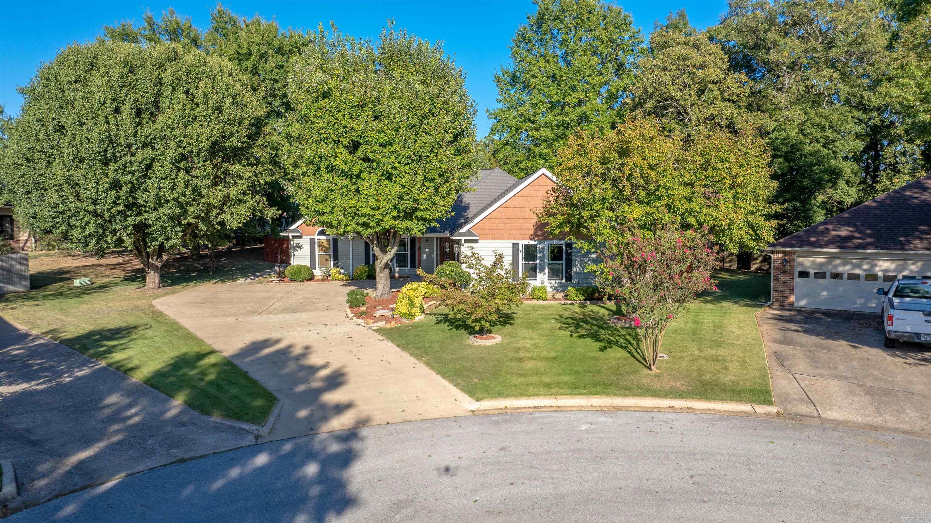 8 Oak Meadow  Batesville, AR