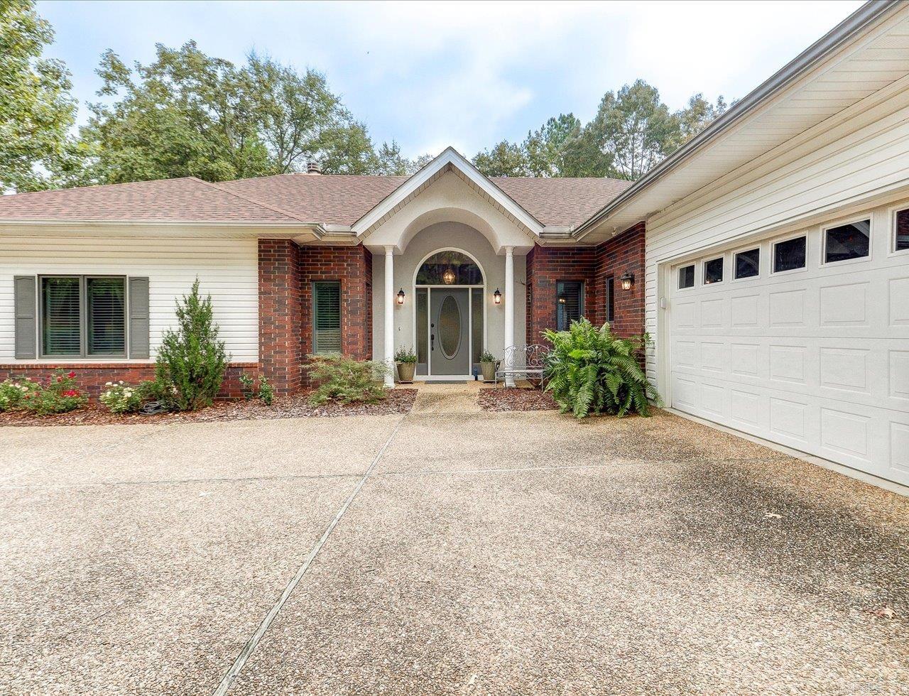 214 Pizarro  Hot Springs Village, AR