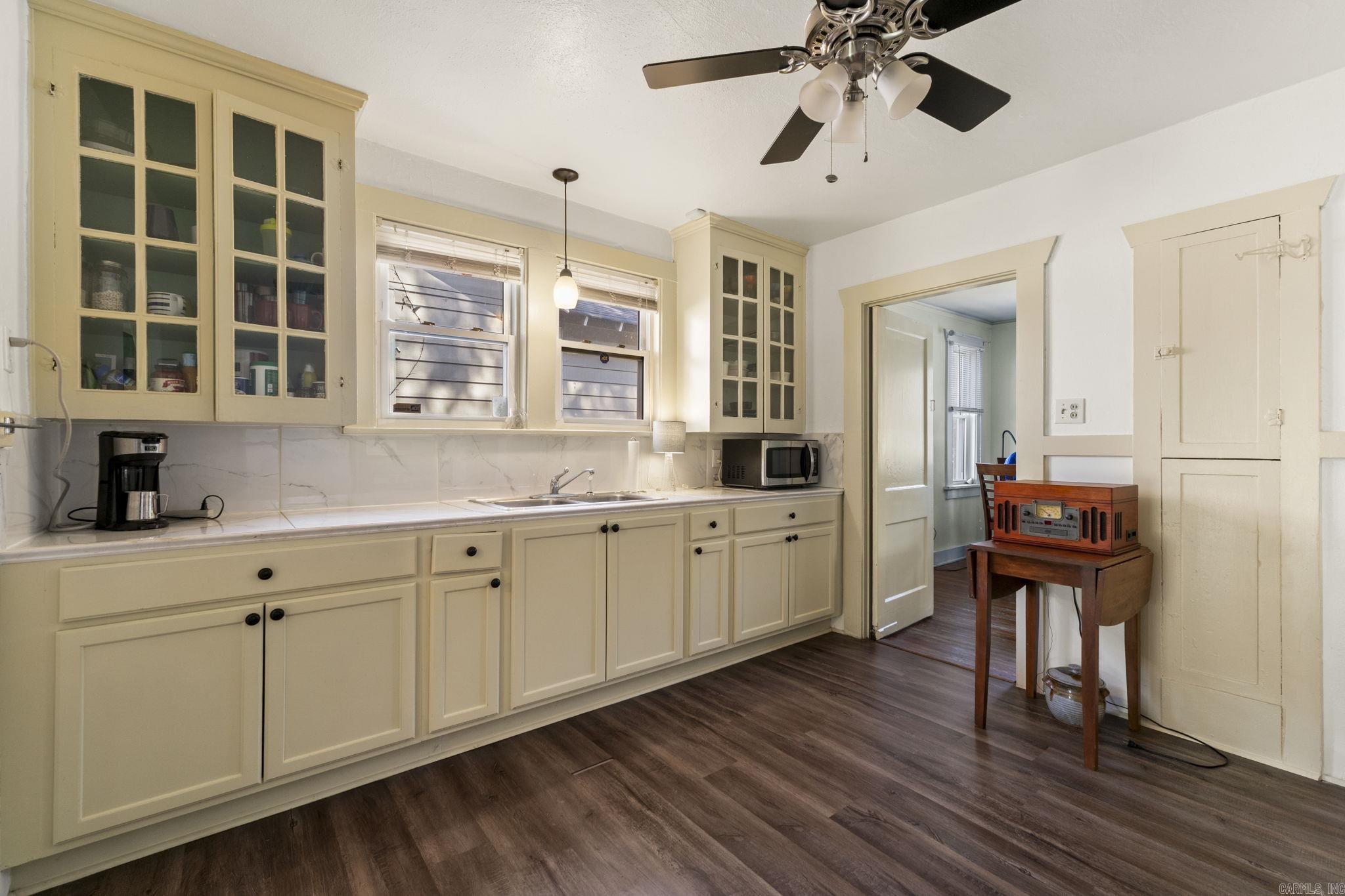 220 S Valentine  Little Rock, AR