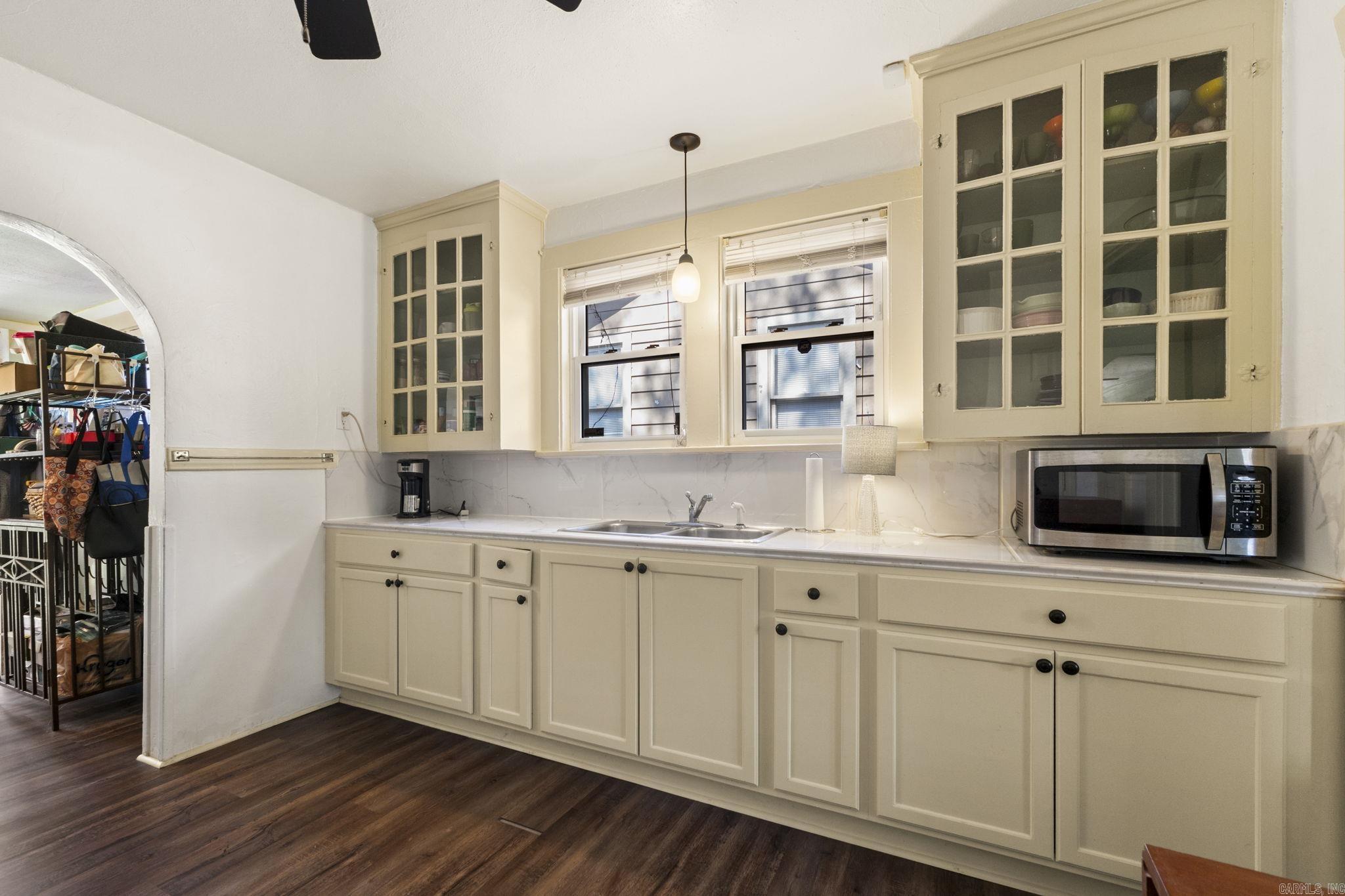 220 S Valentine  Little Rock, AR