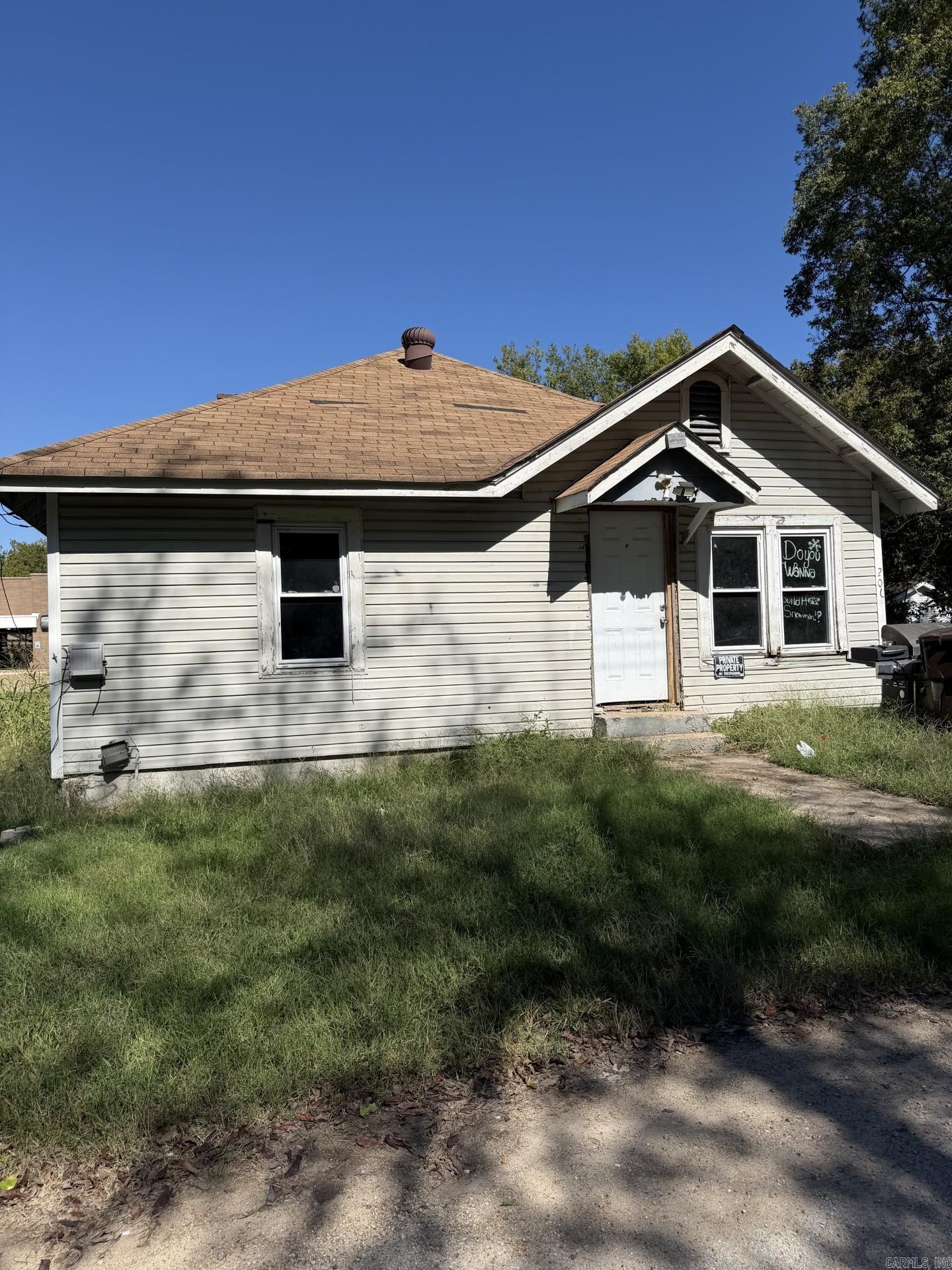 206 W Center  Harrisburg, AR
