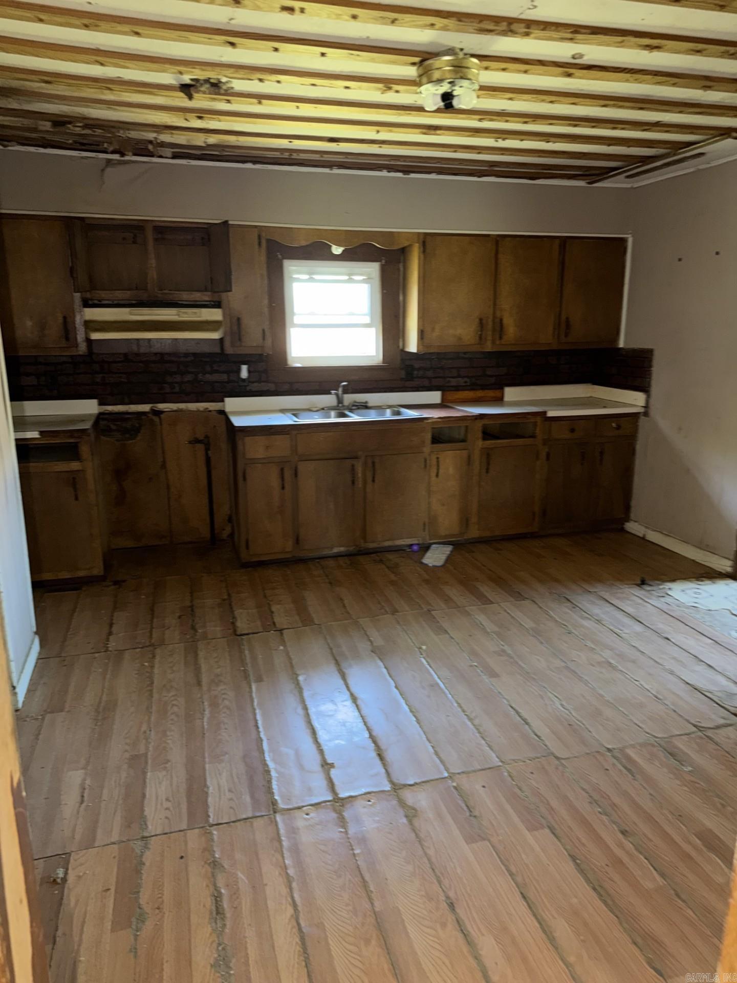 206 W Center  Harrisburg, AR