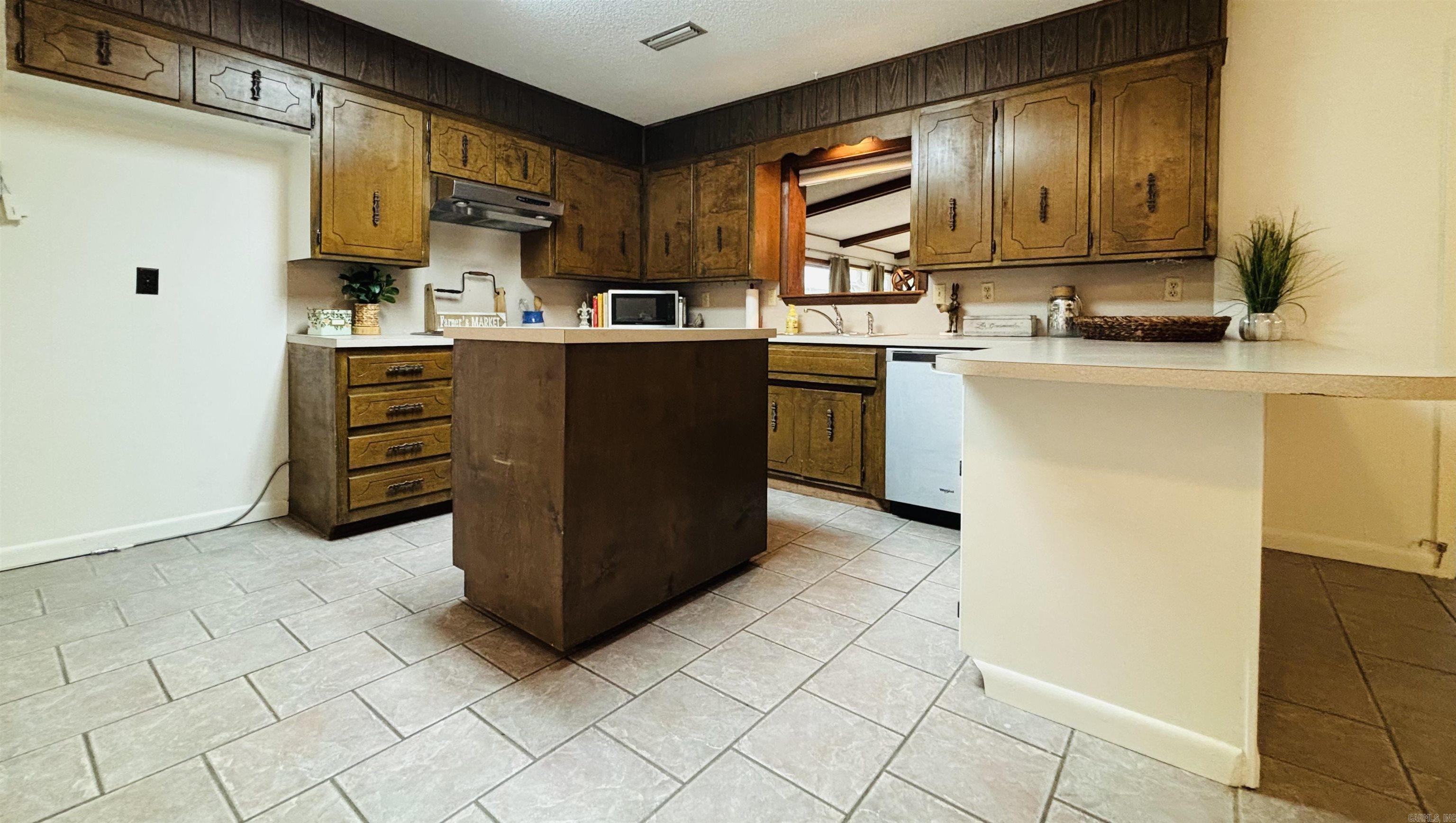 816 Teresa  Benton, AR