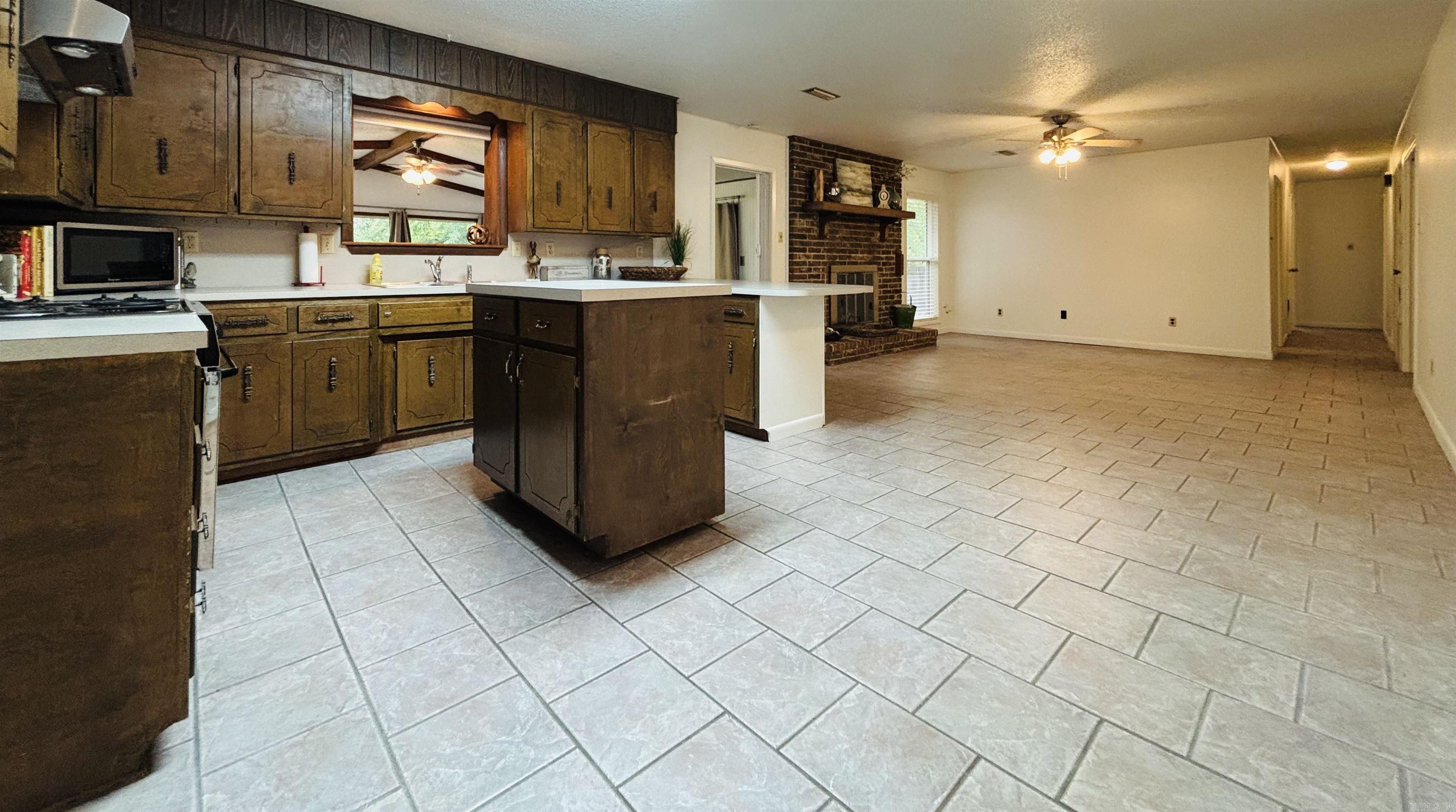 816 Teresa  Benton, AR