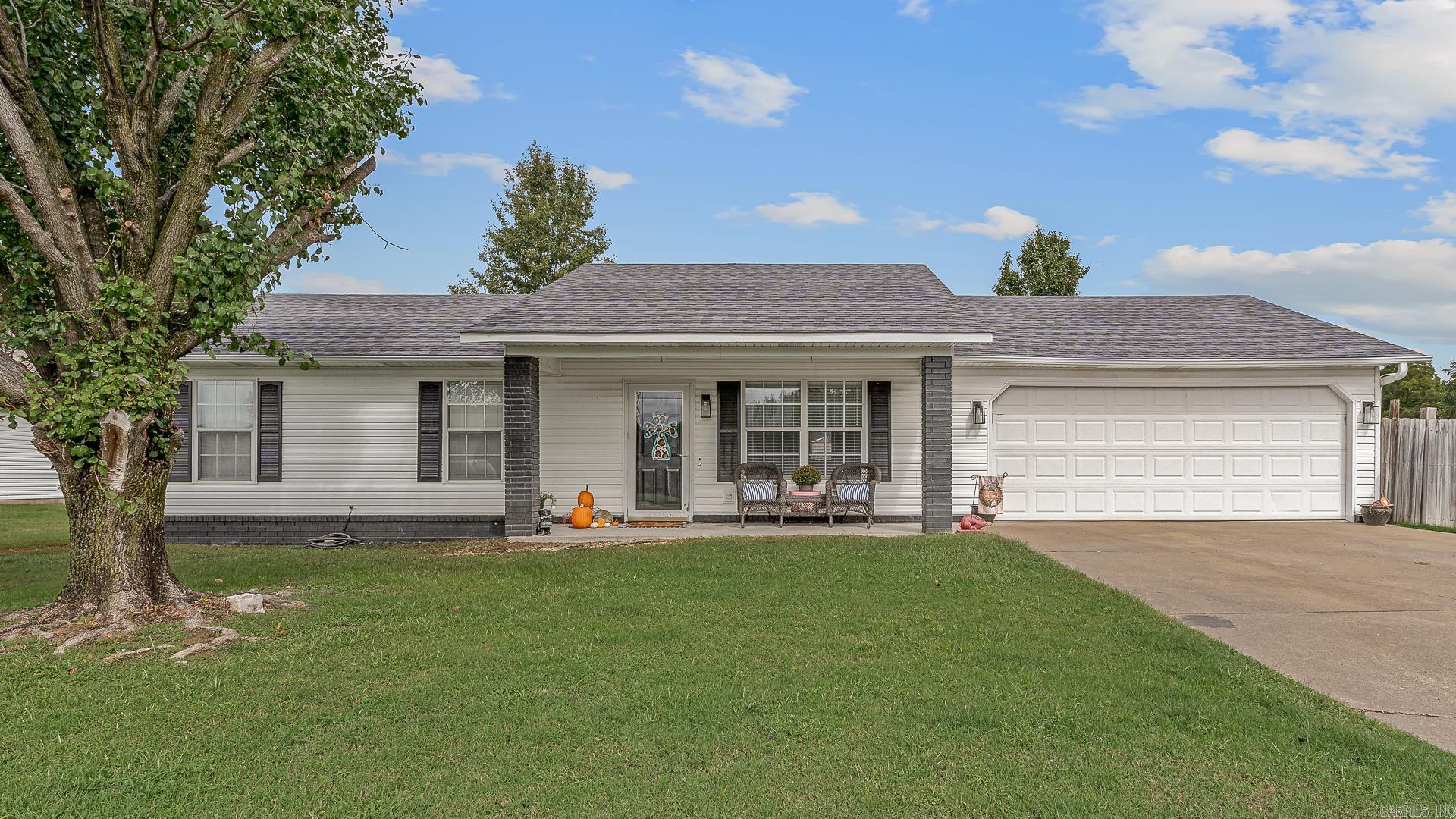 701 Baywood  Paragould, AR