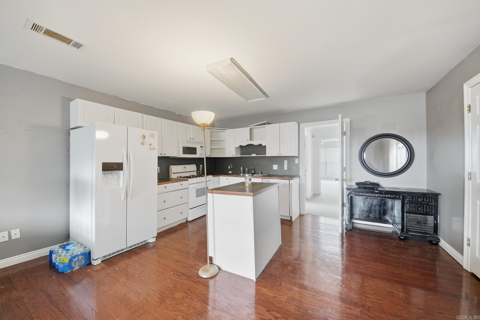 16 Lakeview  Cabot, AR