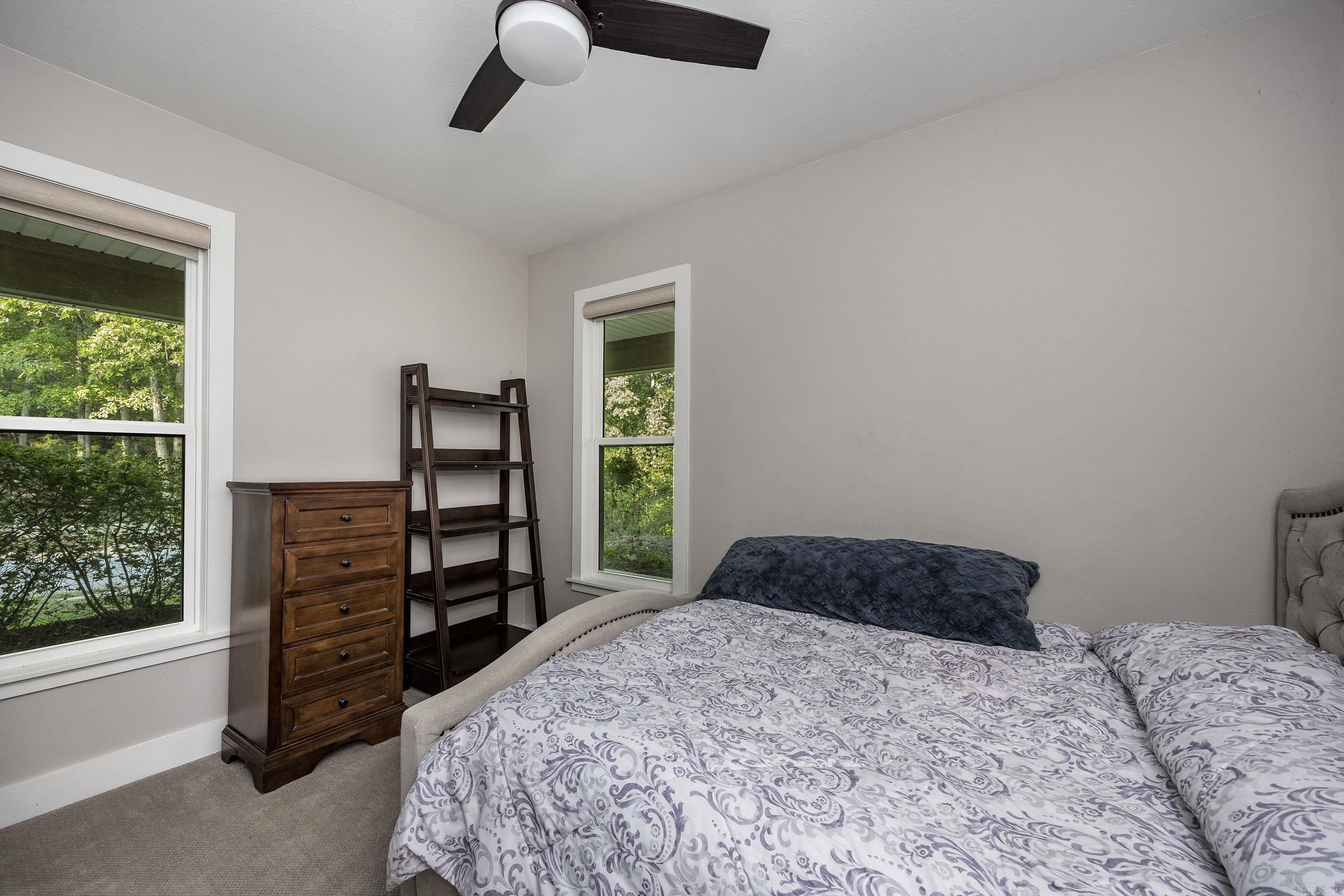 225 Red Hawk  Paron, AR