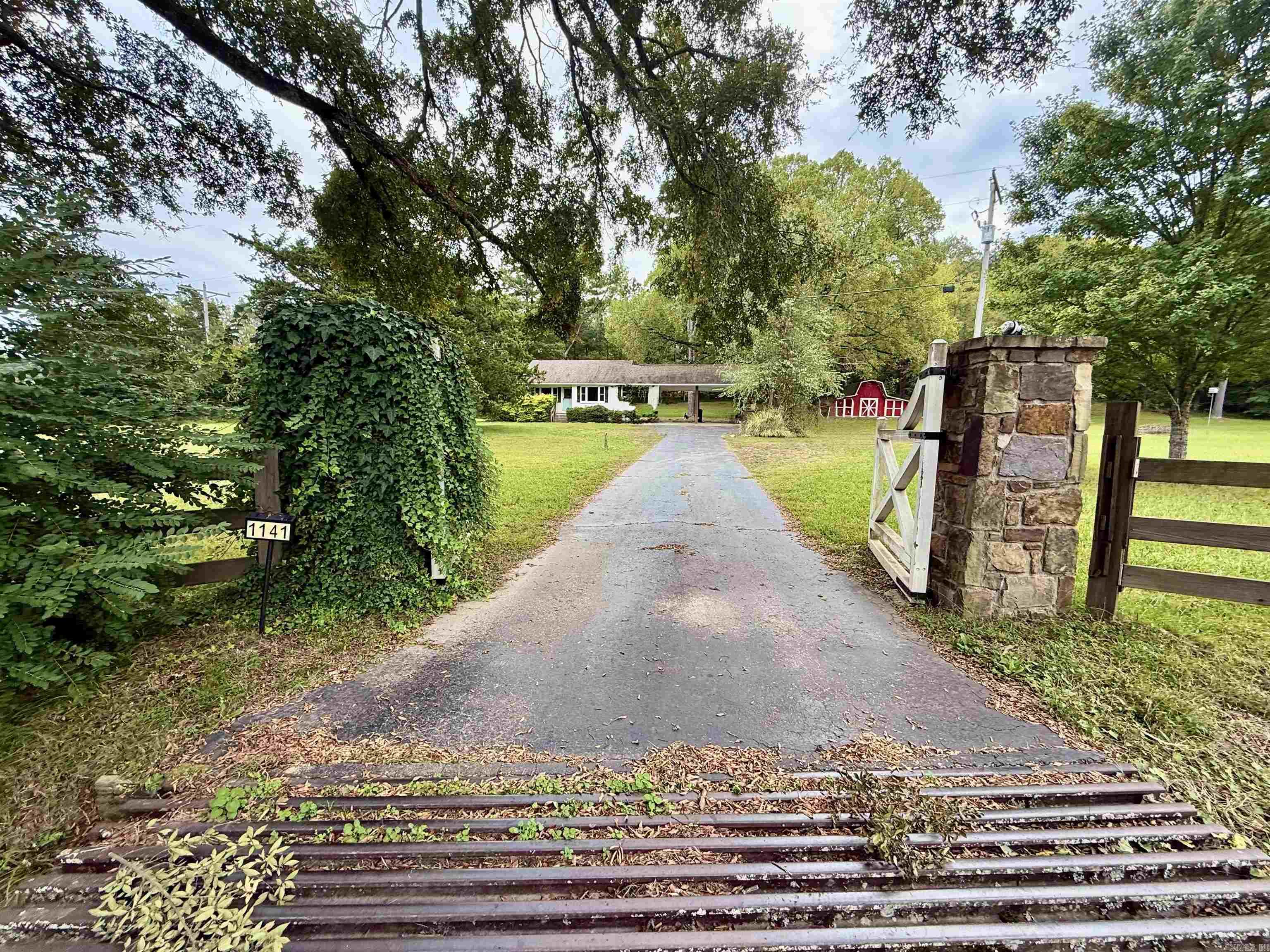 1141 Walnut Valley  Hot Springs, AR