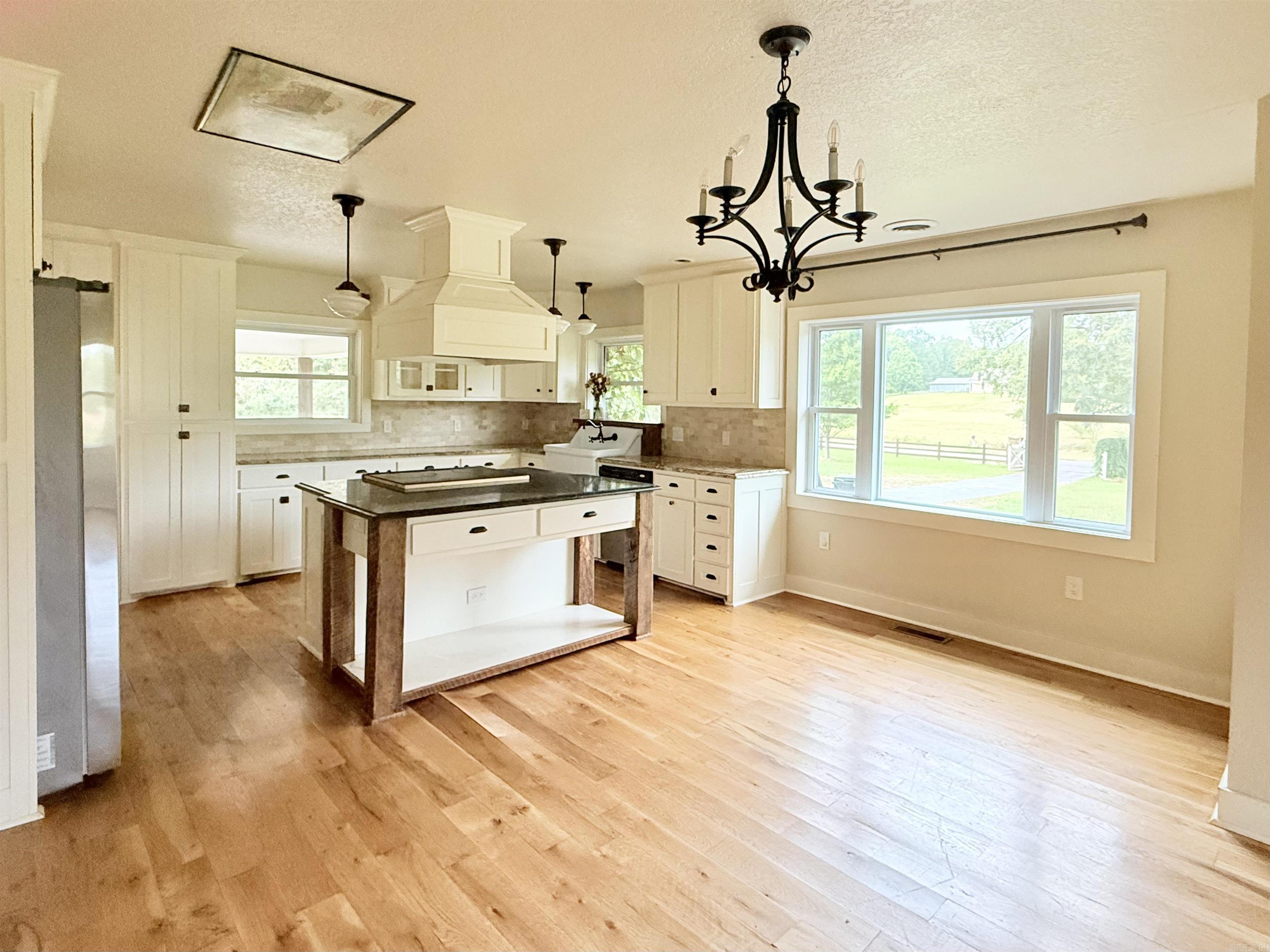 1141 Walnut Valley  Hot Springs, AR