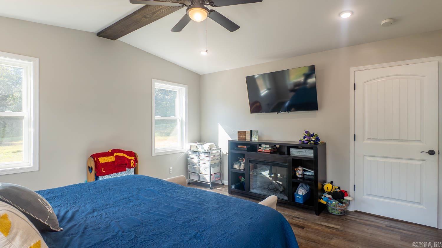 1973 County Road 359  Thayer, MO