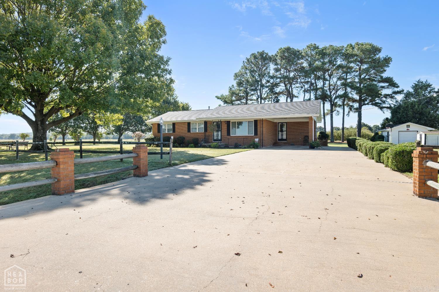 264 cr 380  Bono, AR