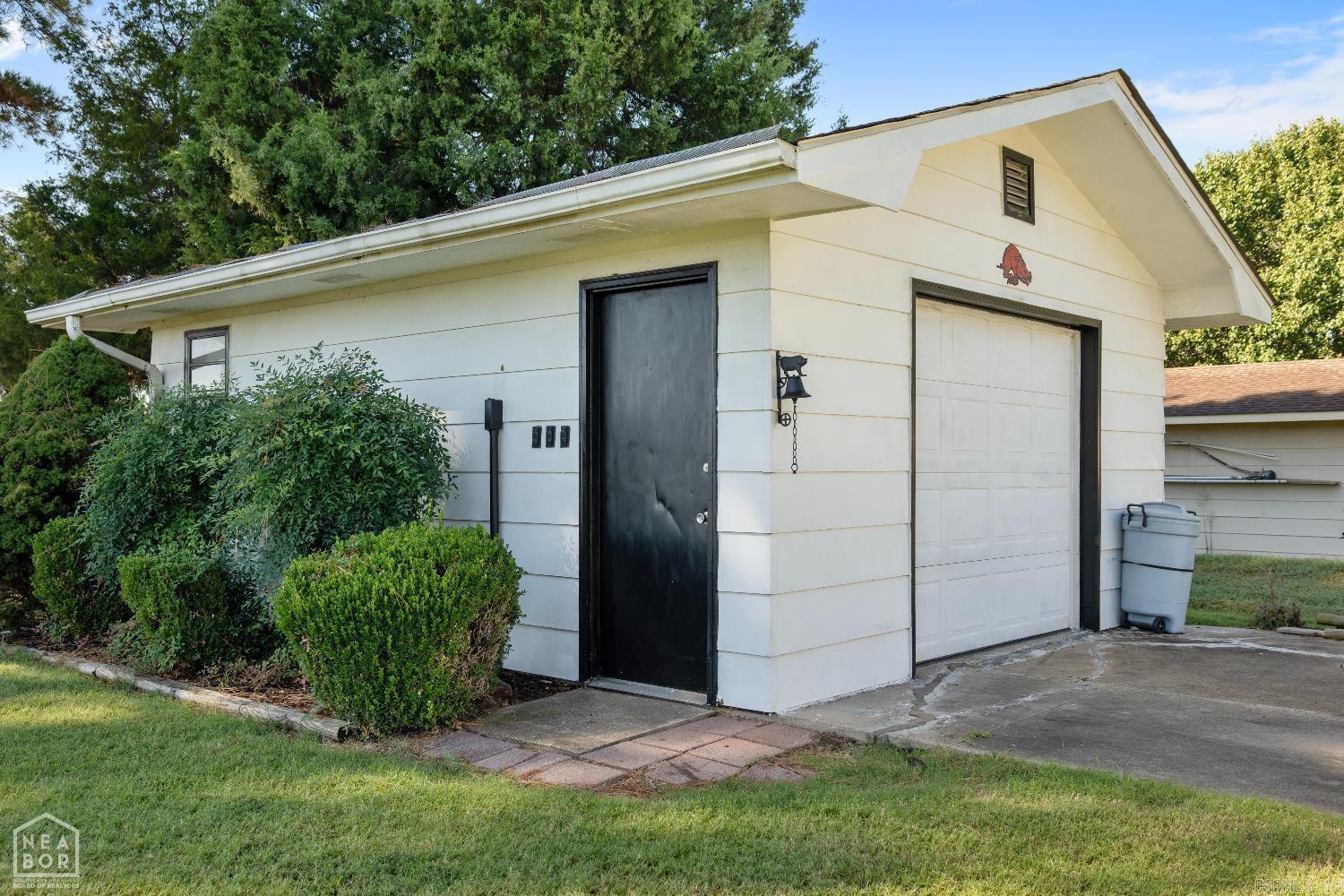 264 cr 380  Bono, AR
