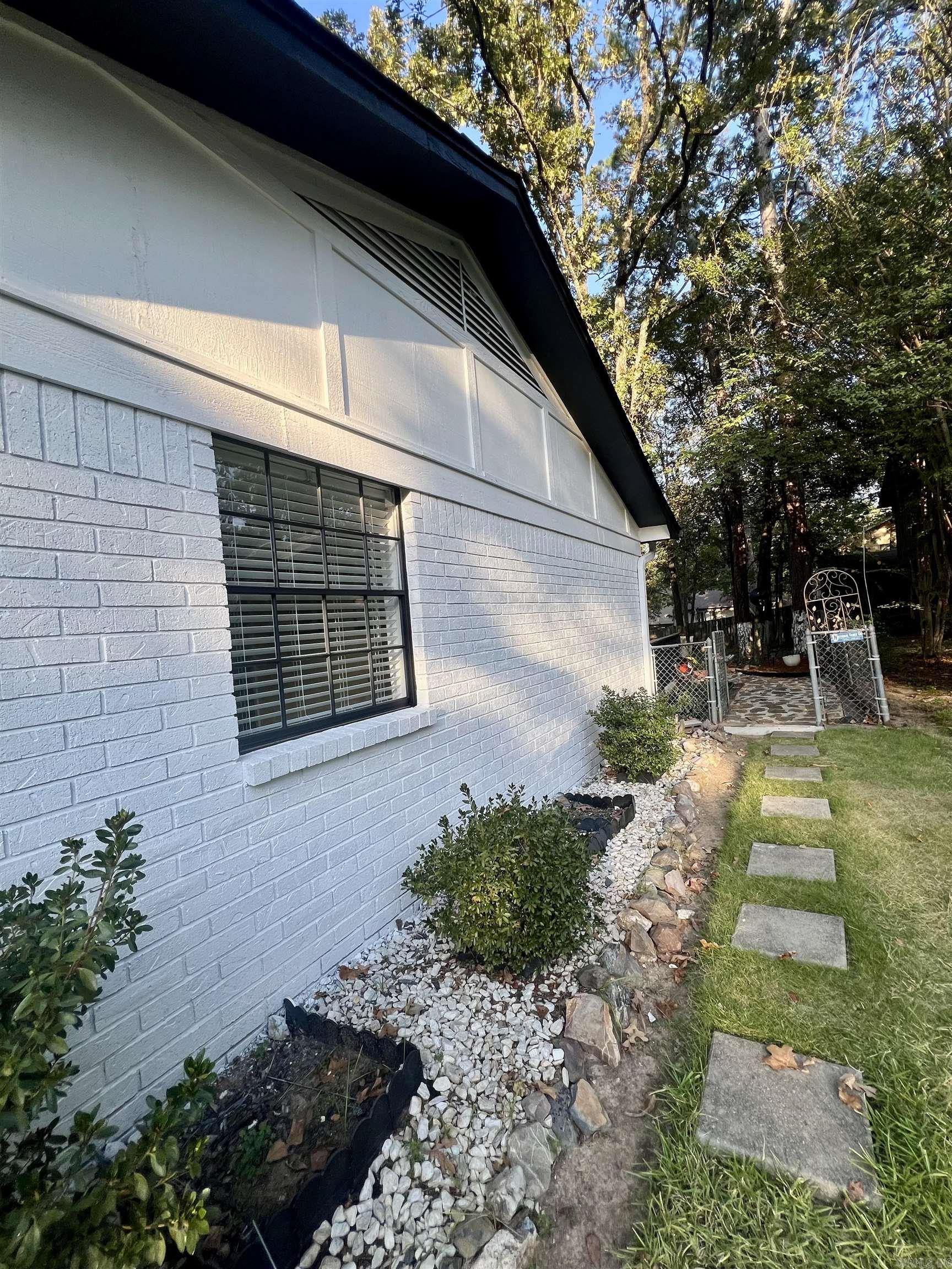 5 Coral  Little Rock, AR