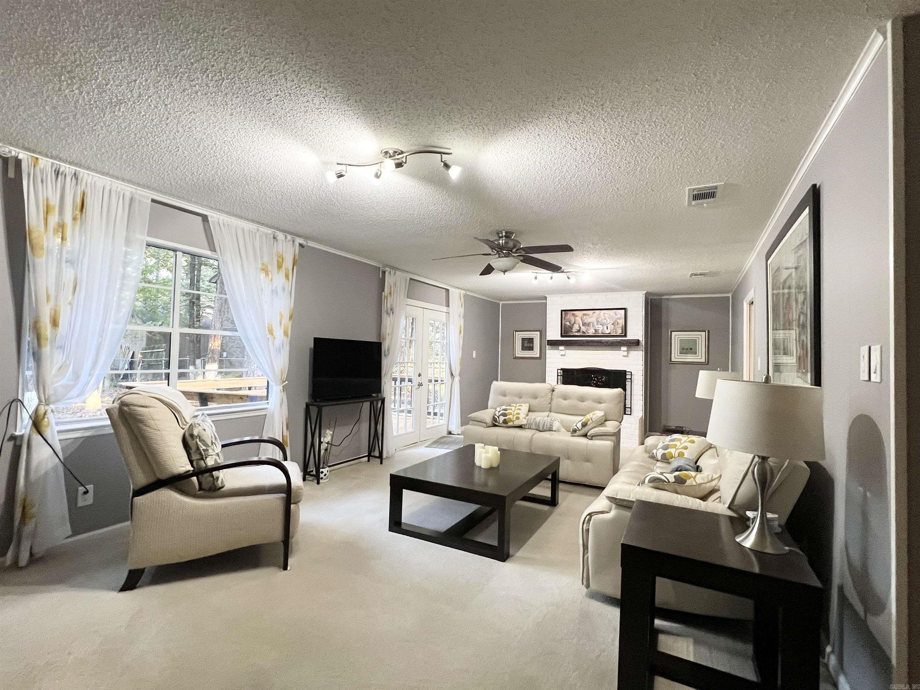 5 Coral  Little Rock, AR