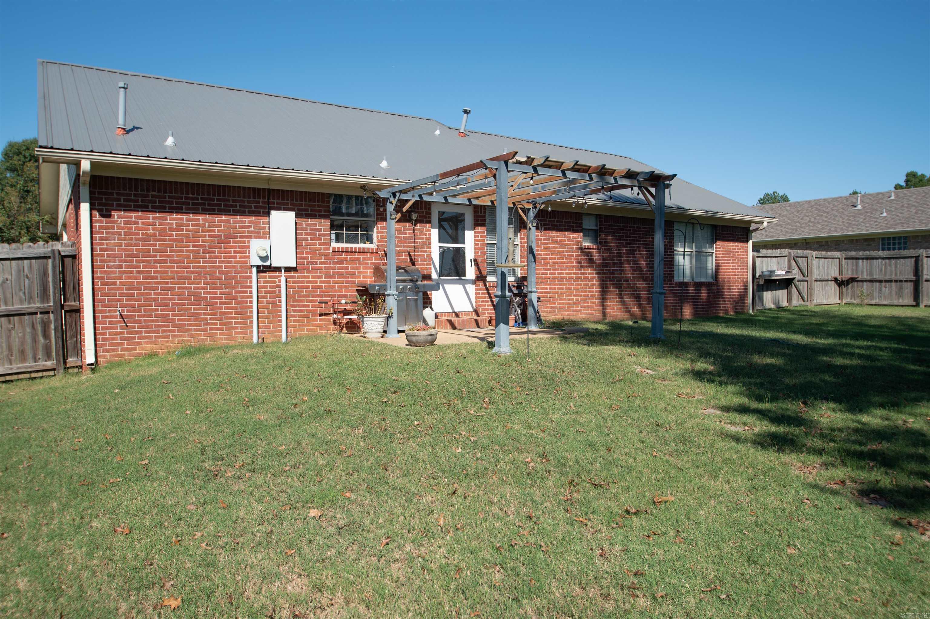 1805 Peachwood  Beebe, AR