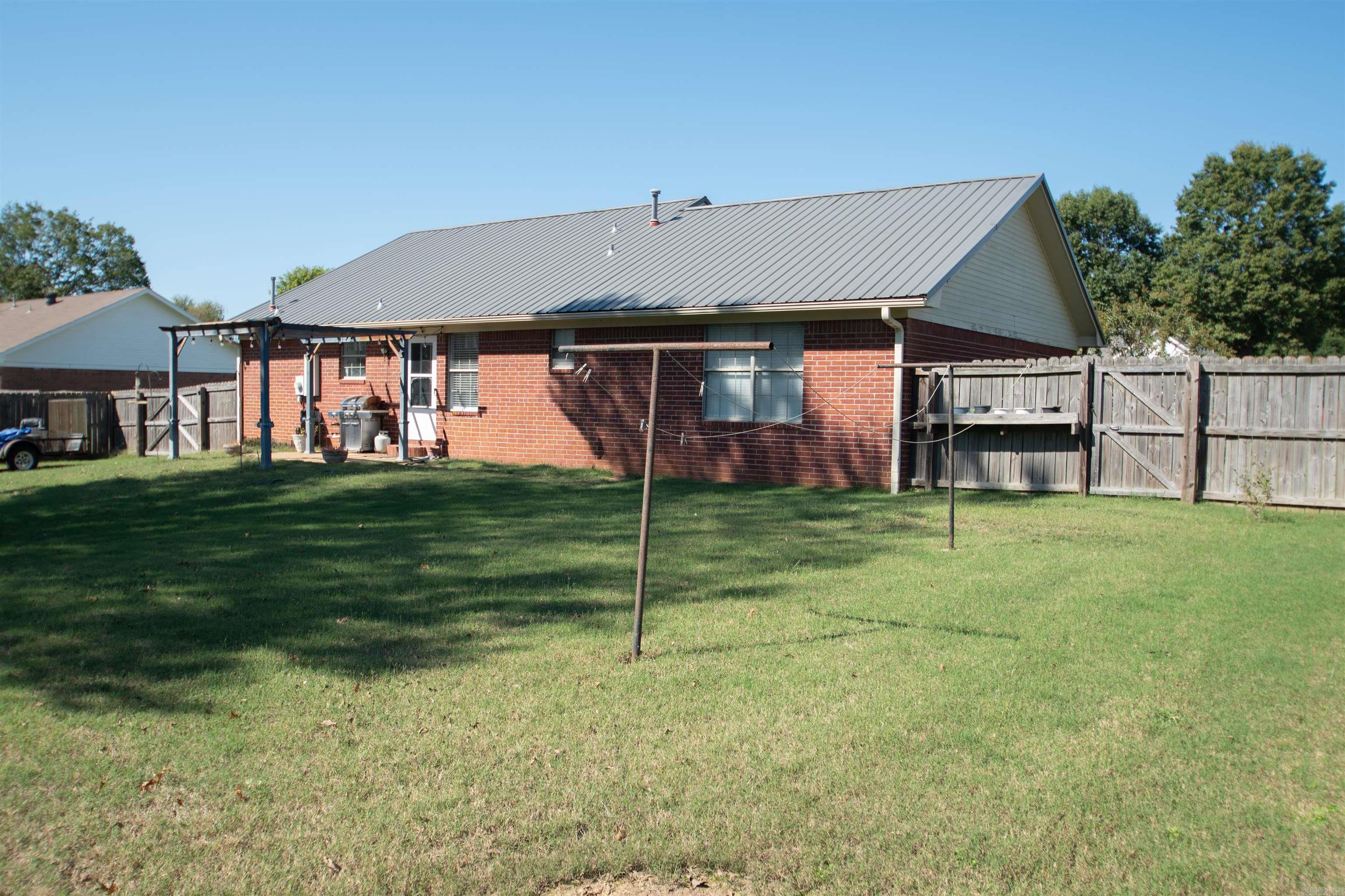 1805 Peachwood  Beebe, AR